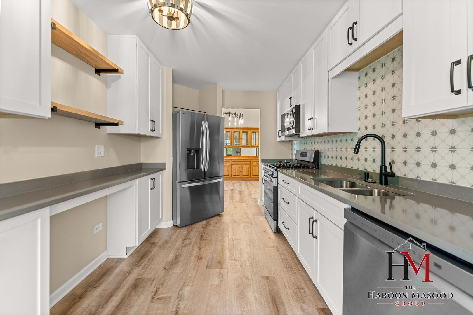 9241 Windsor Parkway Property Photo 11