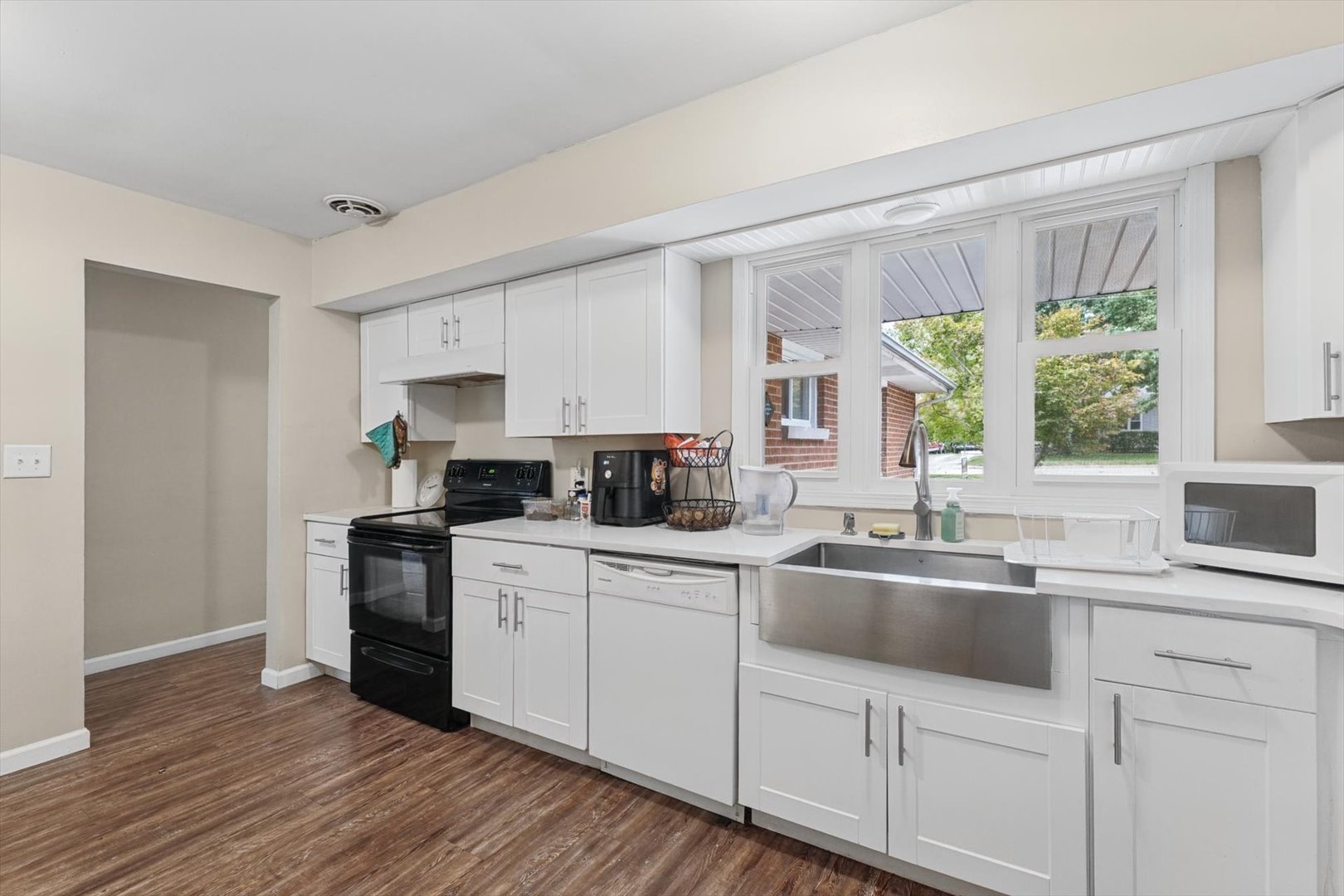 1407 W John Street Property Photo 14