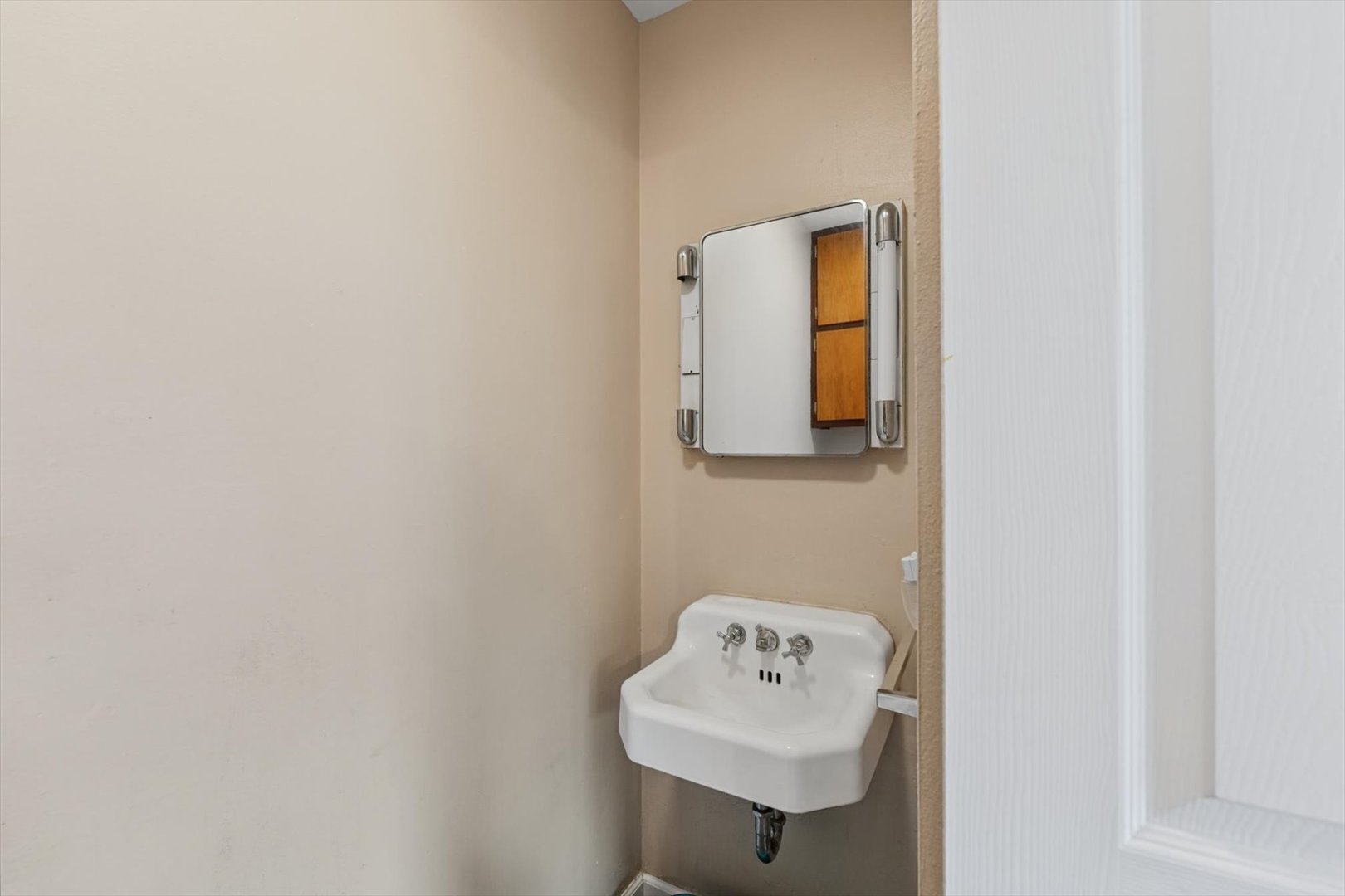1407 W John Street Property Photo 21