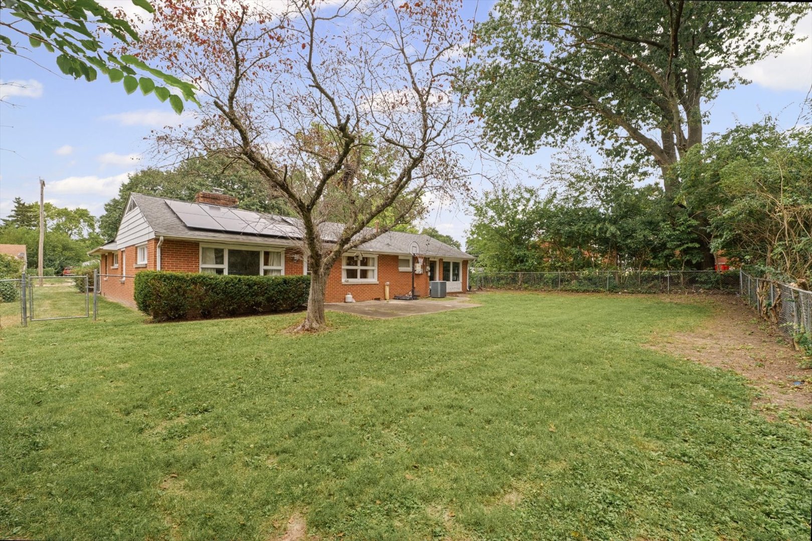 1407 W John Street Property Photo 32