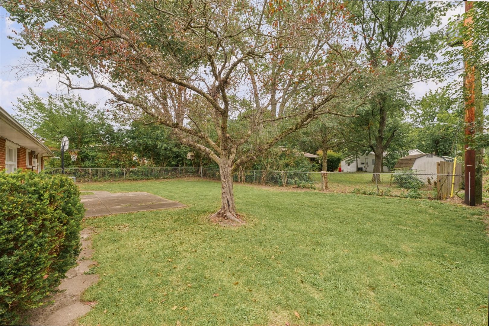 1407 W John Street Property Photo 33