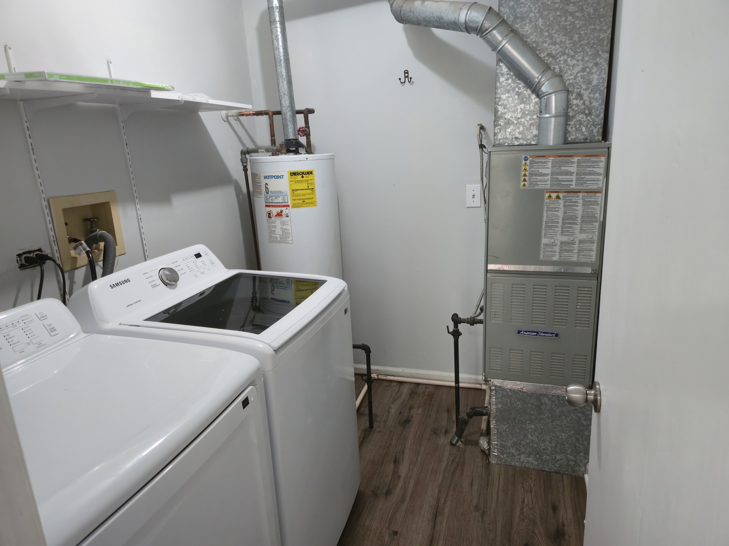 1350 S Lorraine Road E Property Photo 4