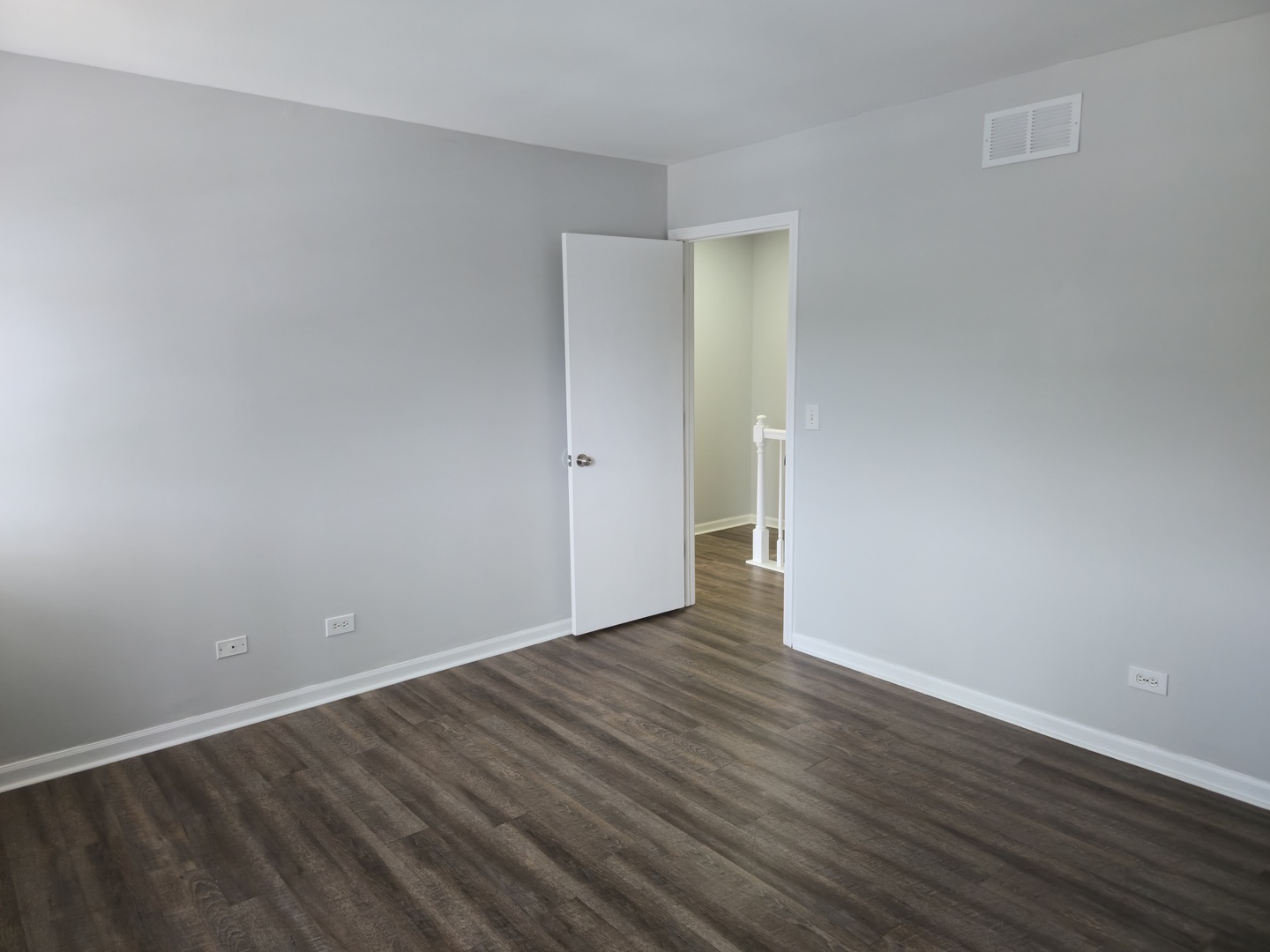 1350 S Lorraine Road E Property Photo 9