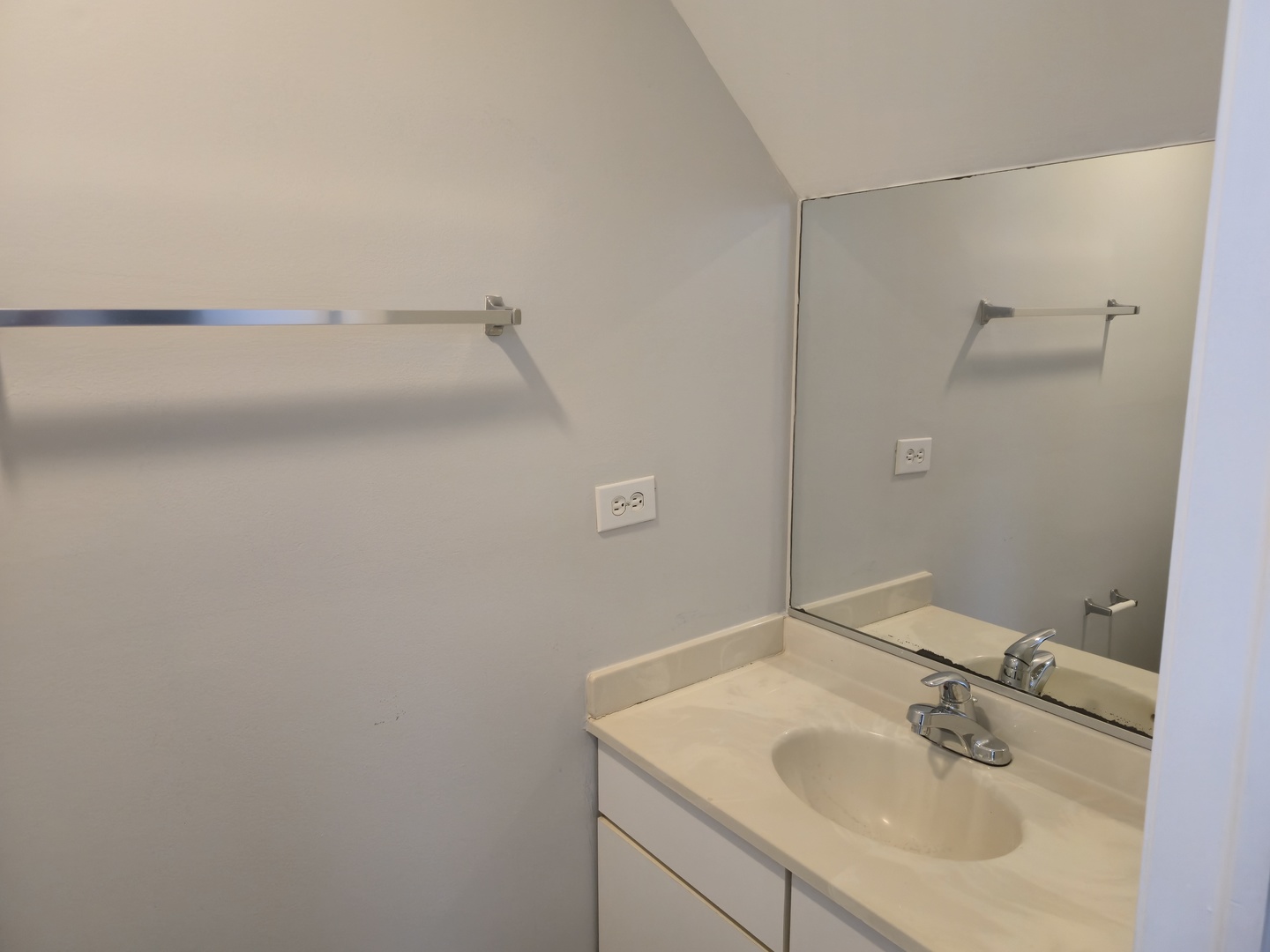 1350 S Lorraine Road E Property Photo 12
