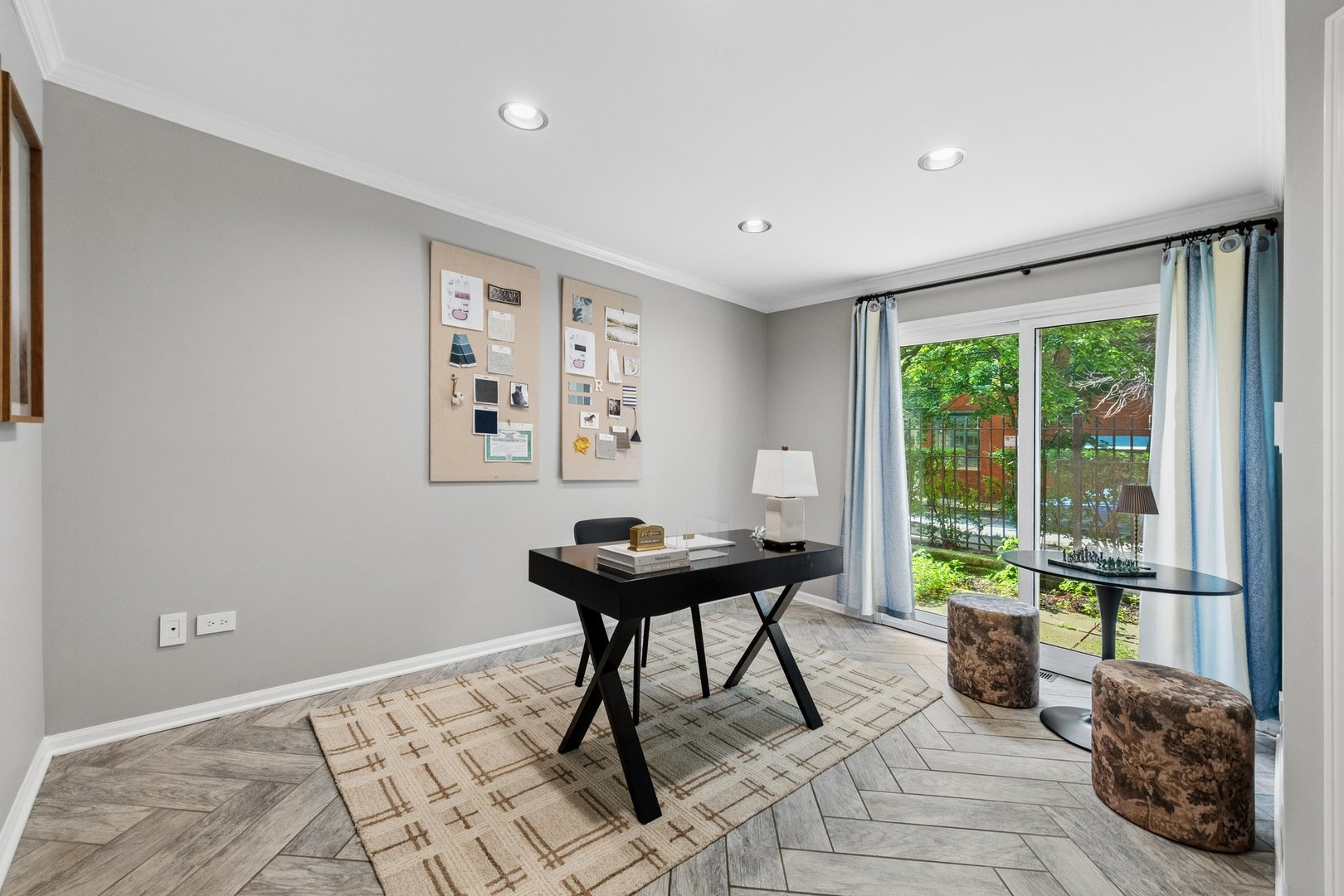 2835 N Wolcott Avenue F Property Photo 23