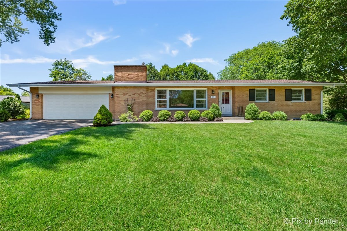 824 Skyline Drive Property Photo 2