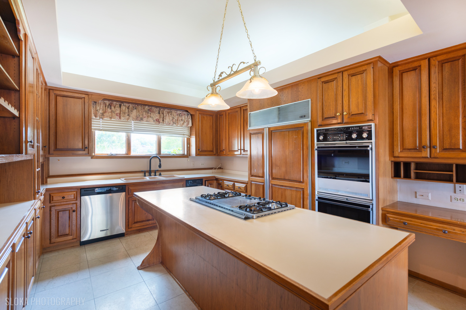22w569 Glen Court Property Photo 15