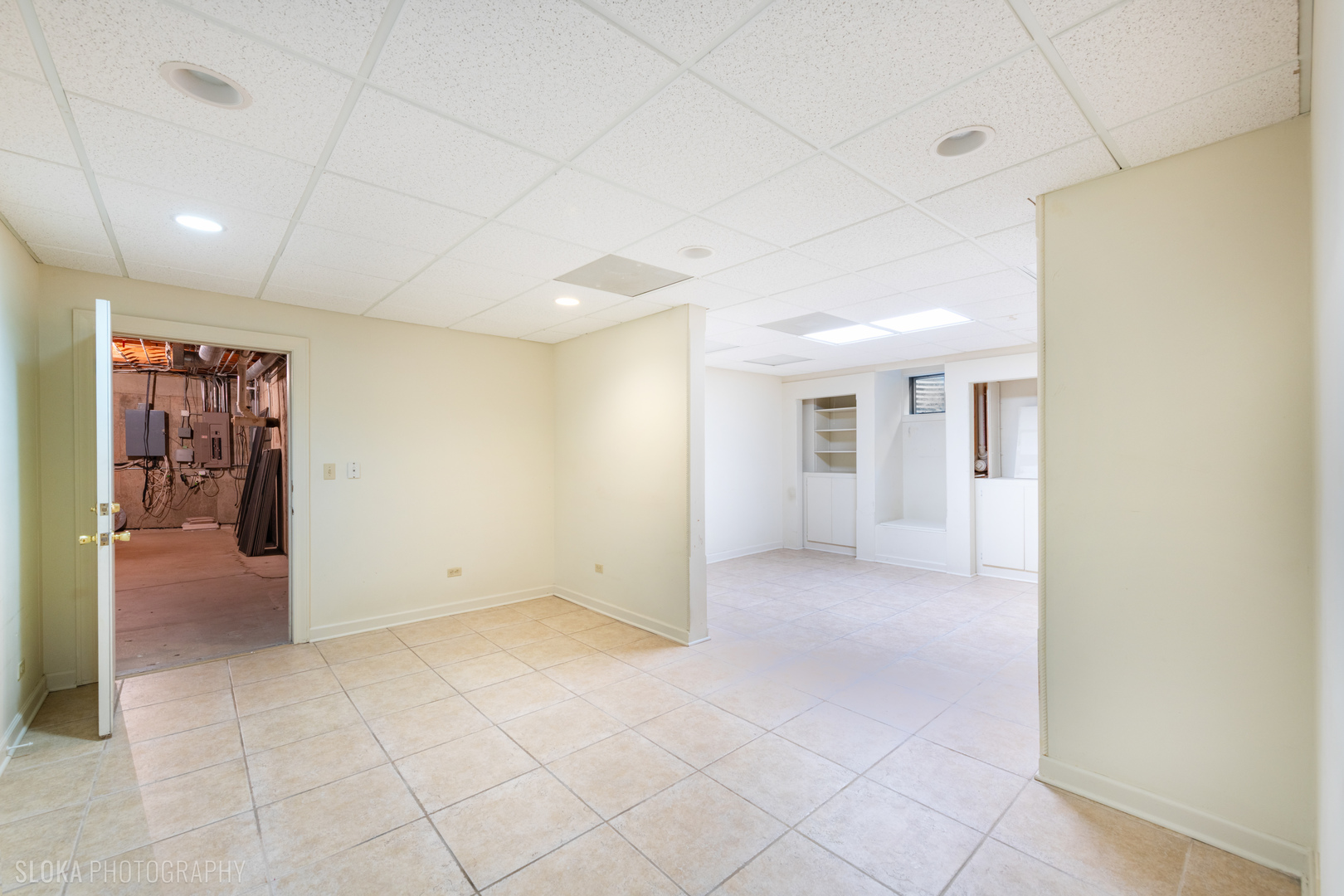 22w569 Glen Court Property Photo 55