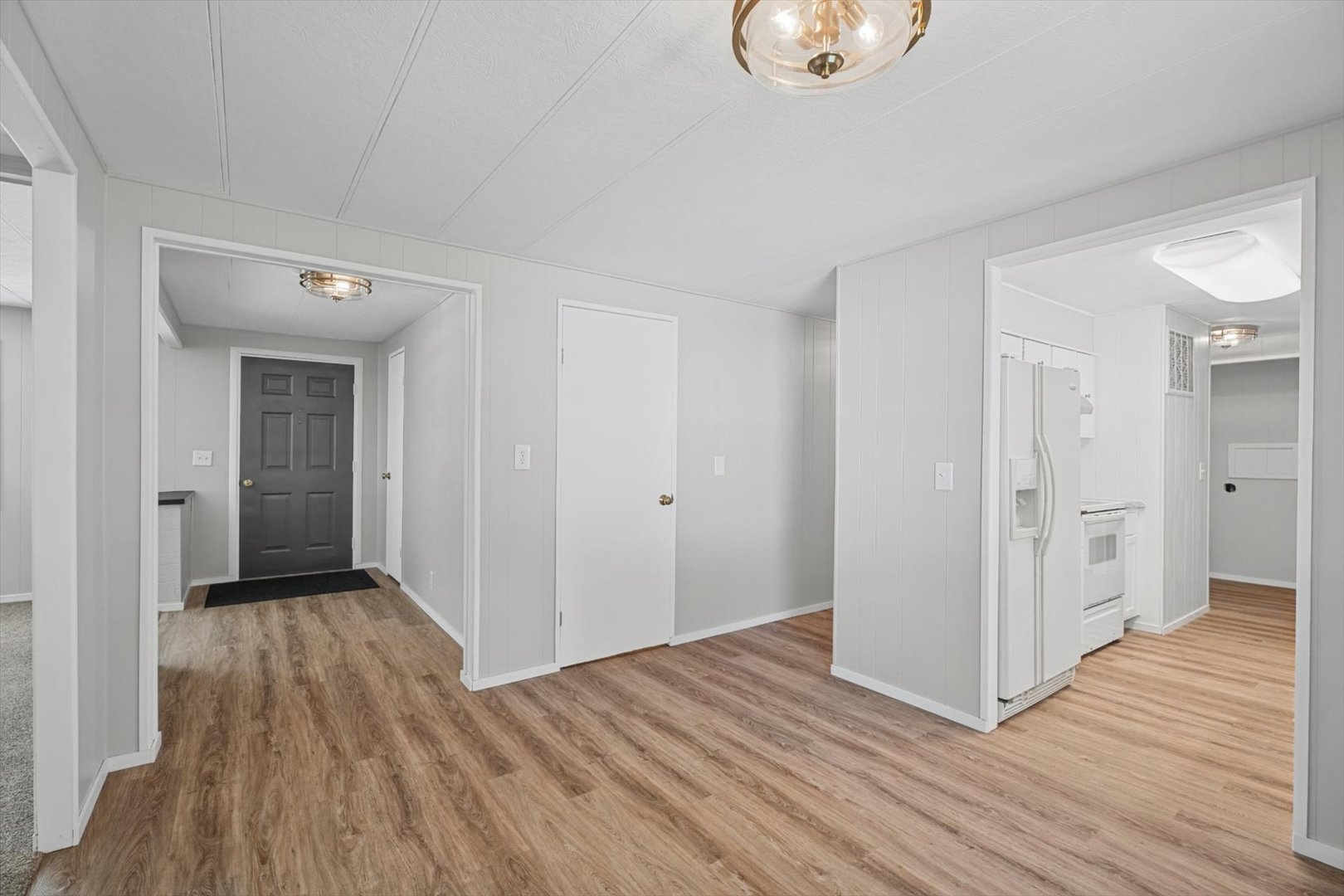 702 W Park Street Property Photo 11