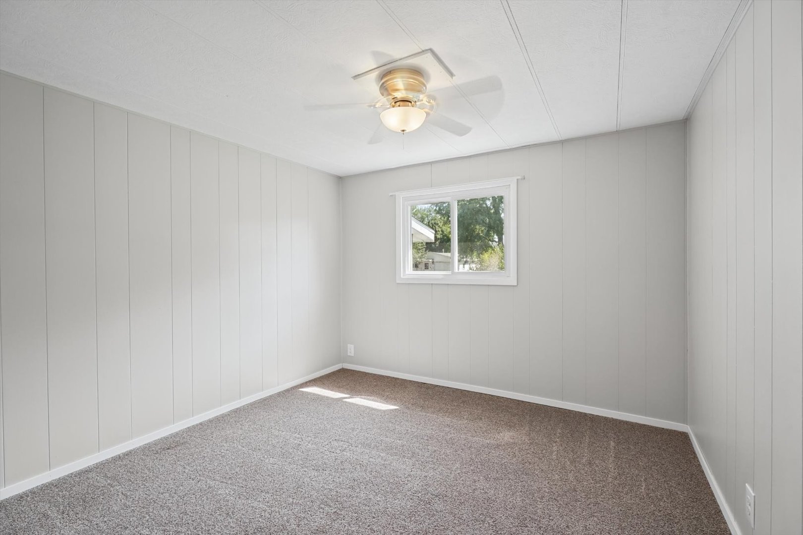 702 W Park Street Property Photo 20