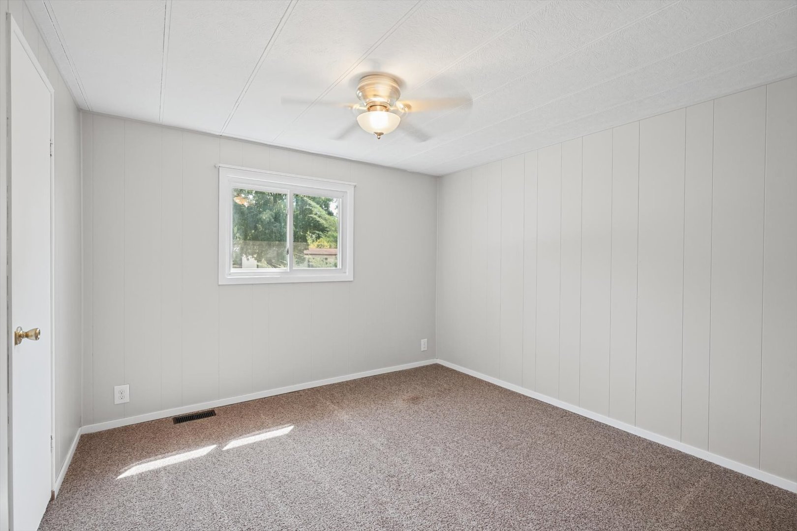 702 W Park Street Property Photo 22