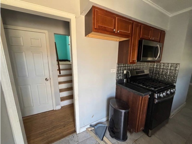 14301 Kimbark Avenue Property Photo 5