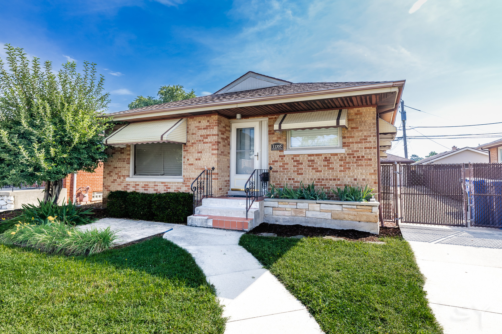 11355 S Hamlin Avenue Property Photo 1