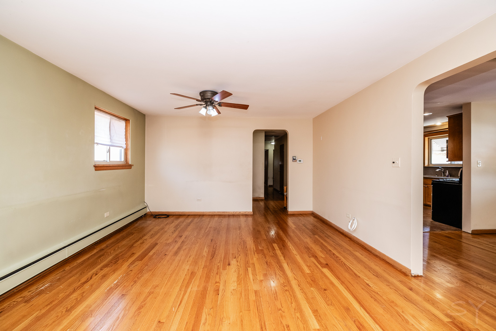 11355 S Hamlin Avenue Property Photo 5