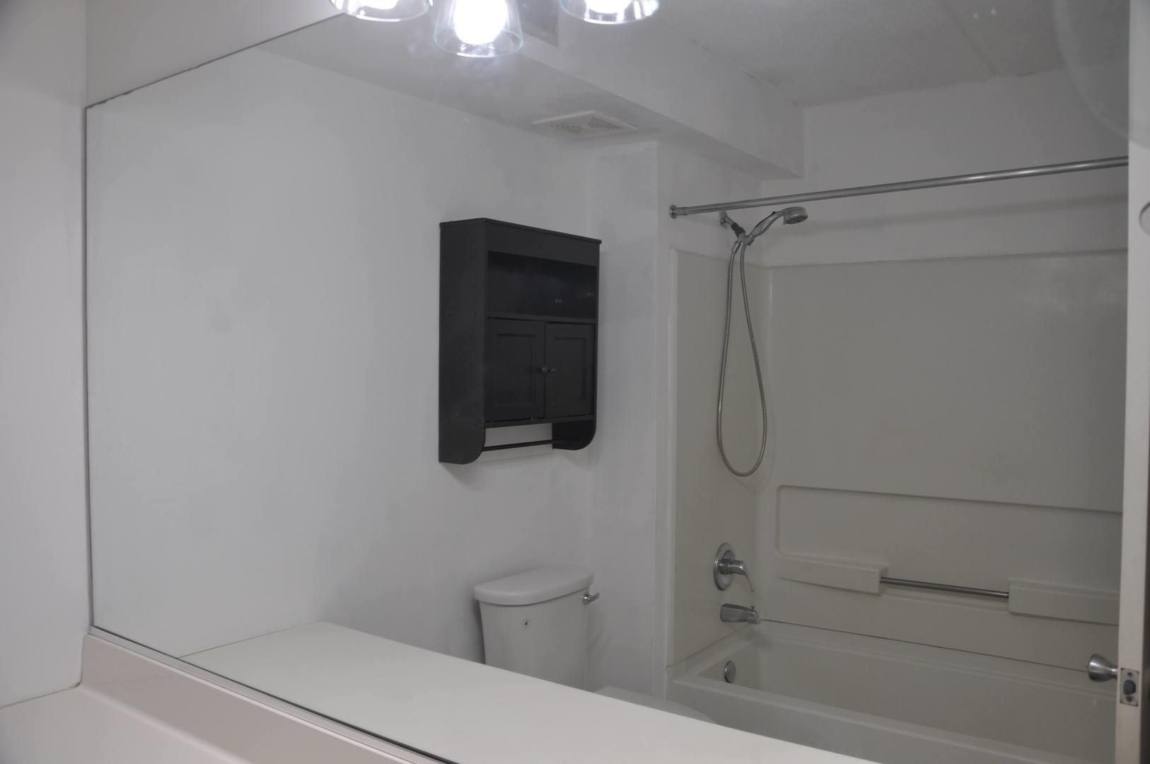 811 Chicago Avenue 703 Property Photo 10