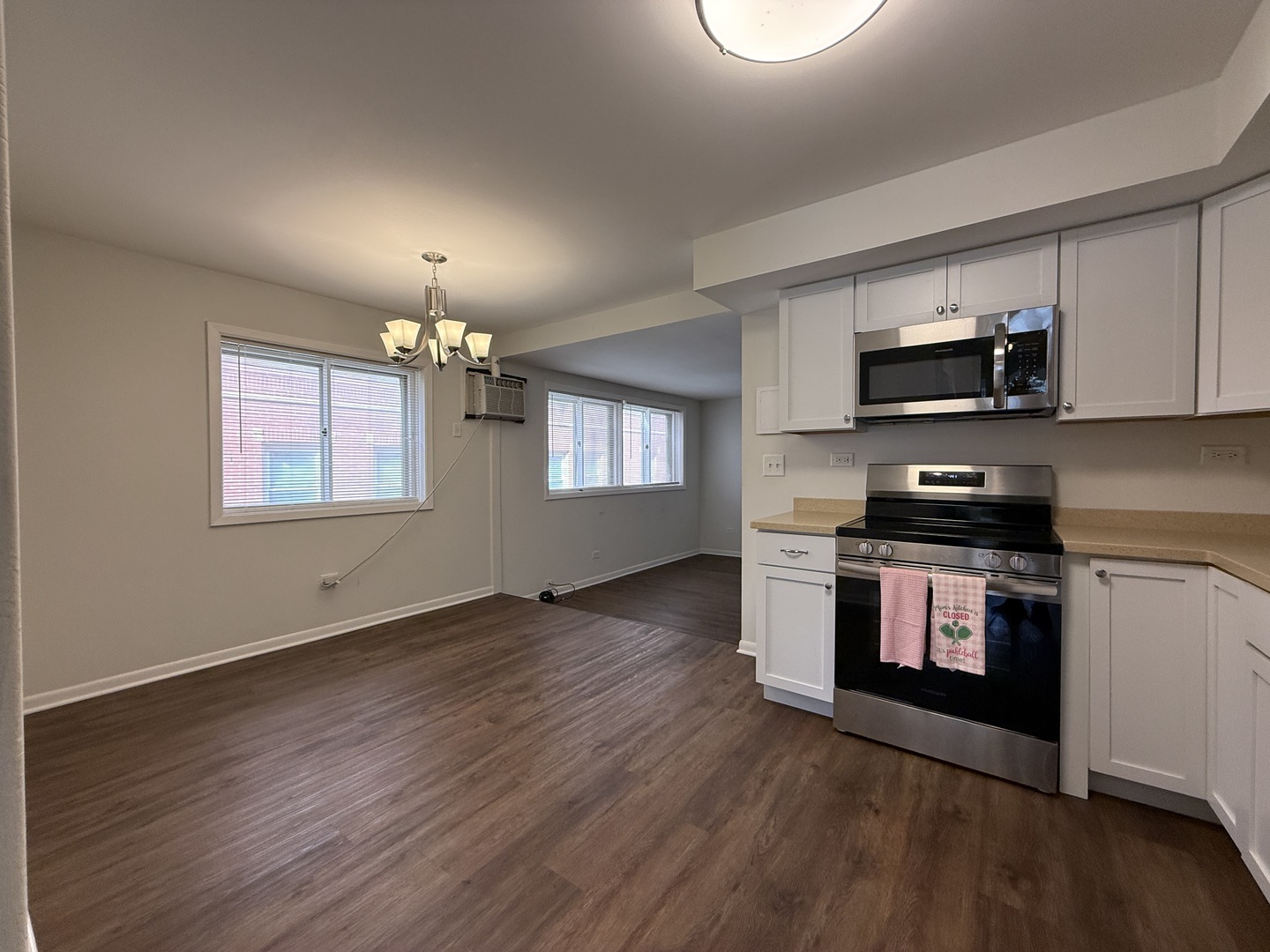 720 N Austin Boulevard Gnw Property Photo 3