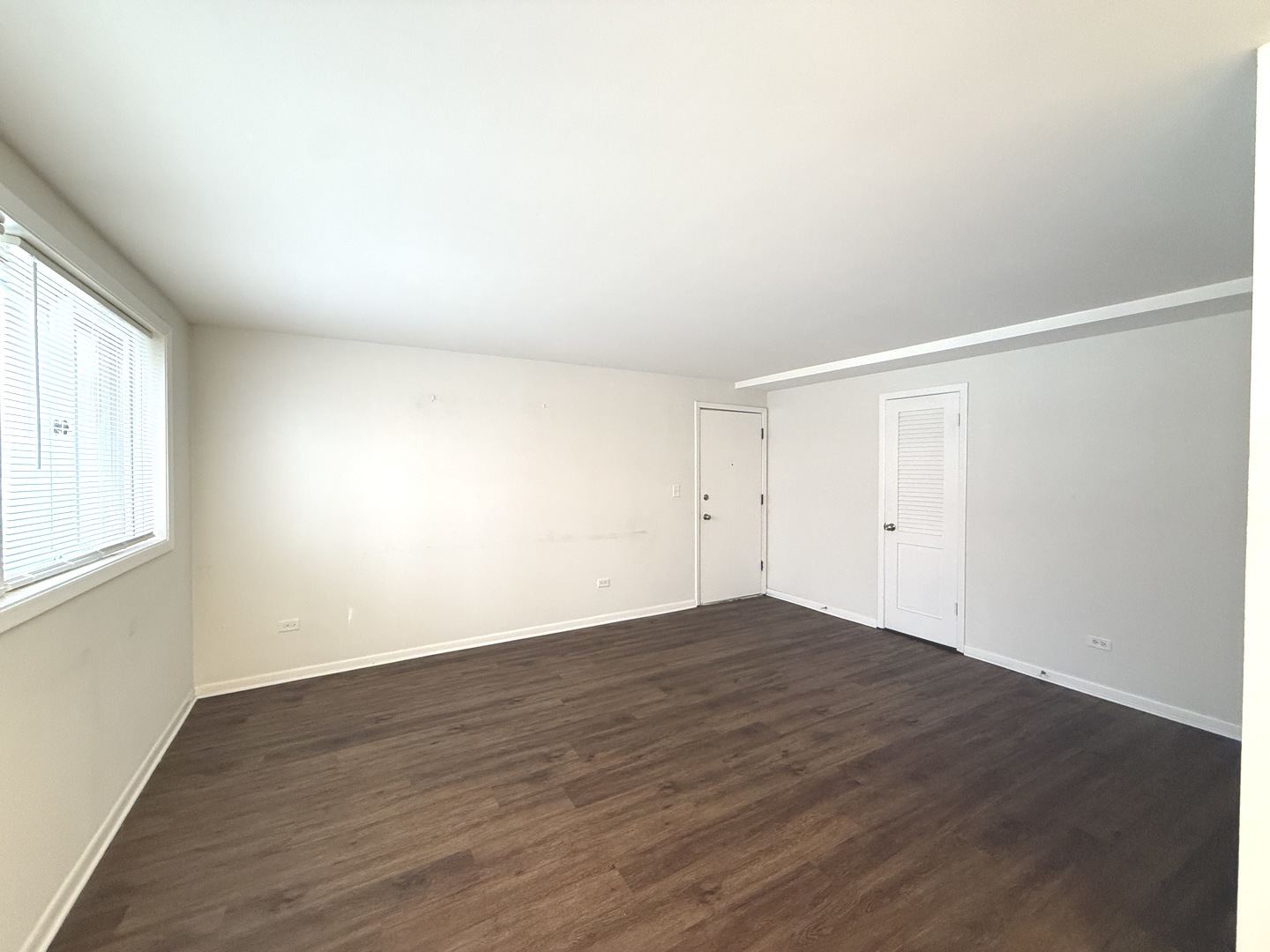 720 N Austin Boulevard Gnw Property Photo 5