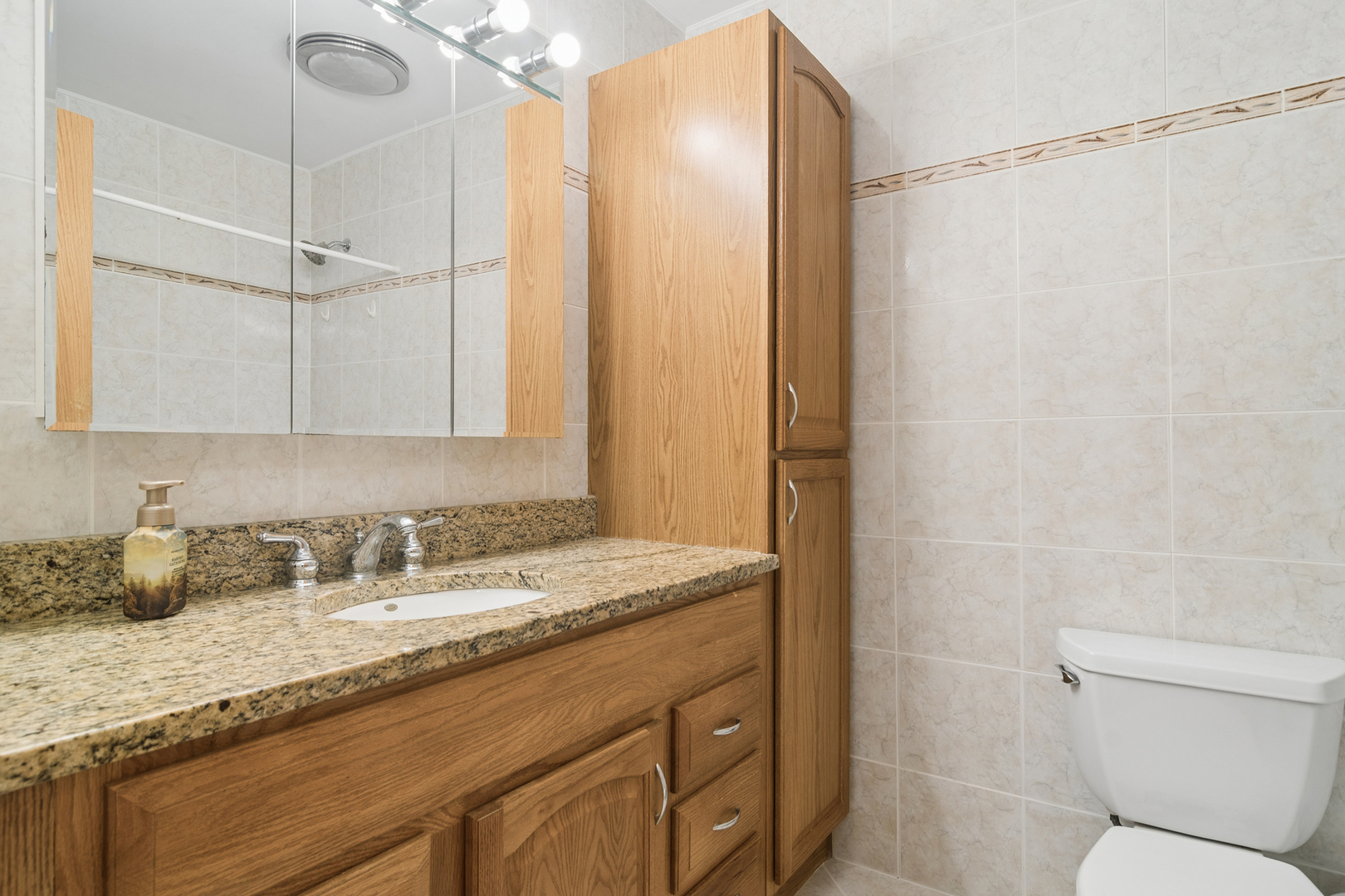 1120 Valley Stream Drive Property Photo 12