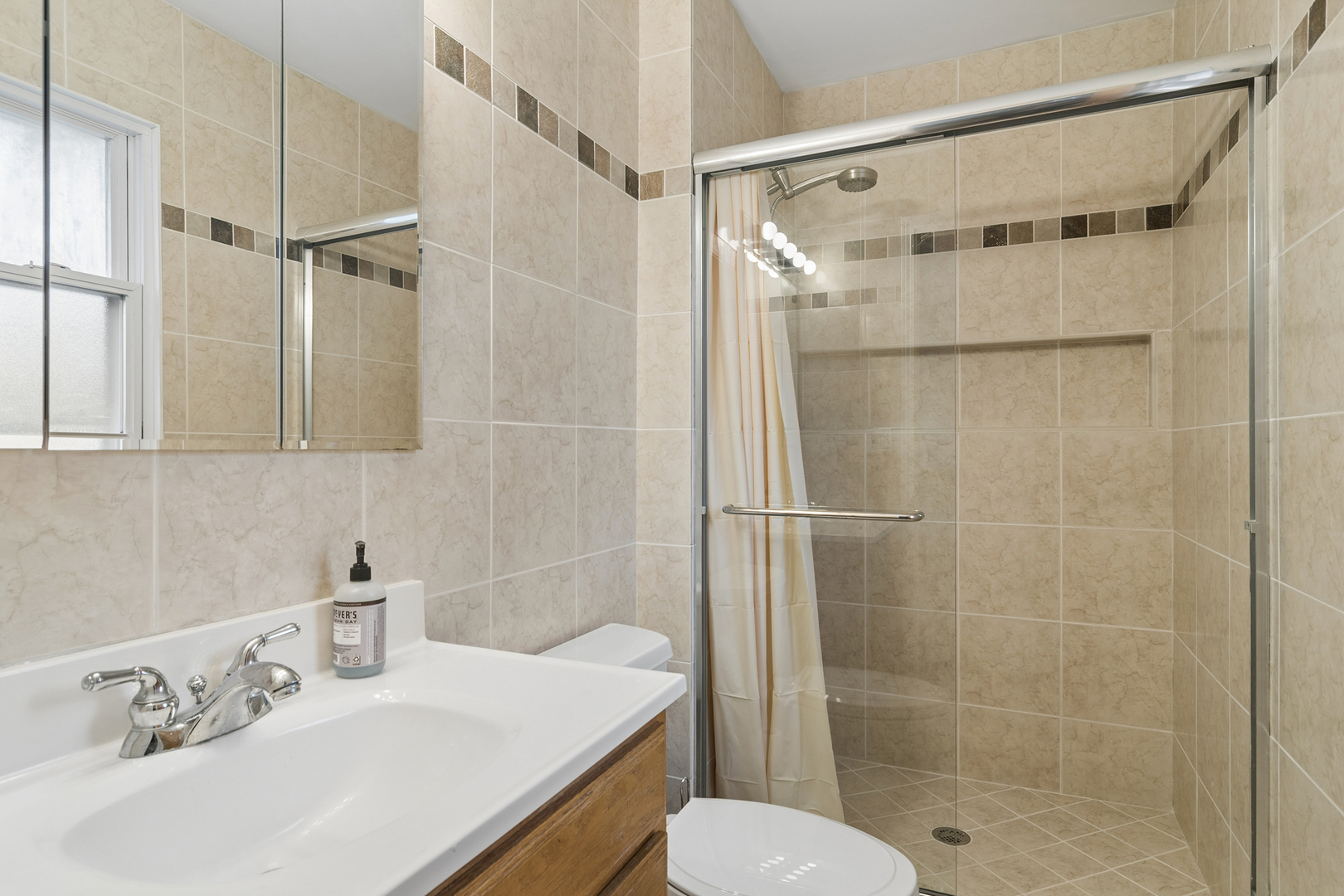 1120 Valley Stream Drive Property Photo 14