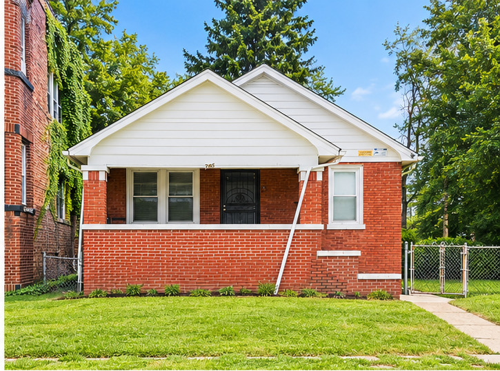 285 E 148th Place Property Photo 1
