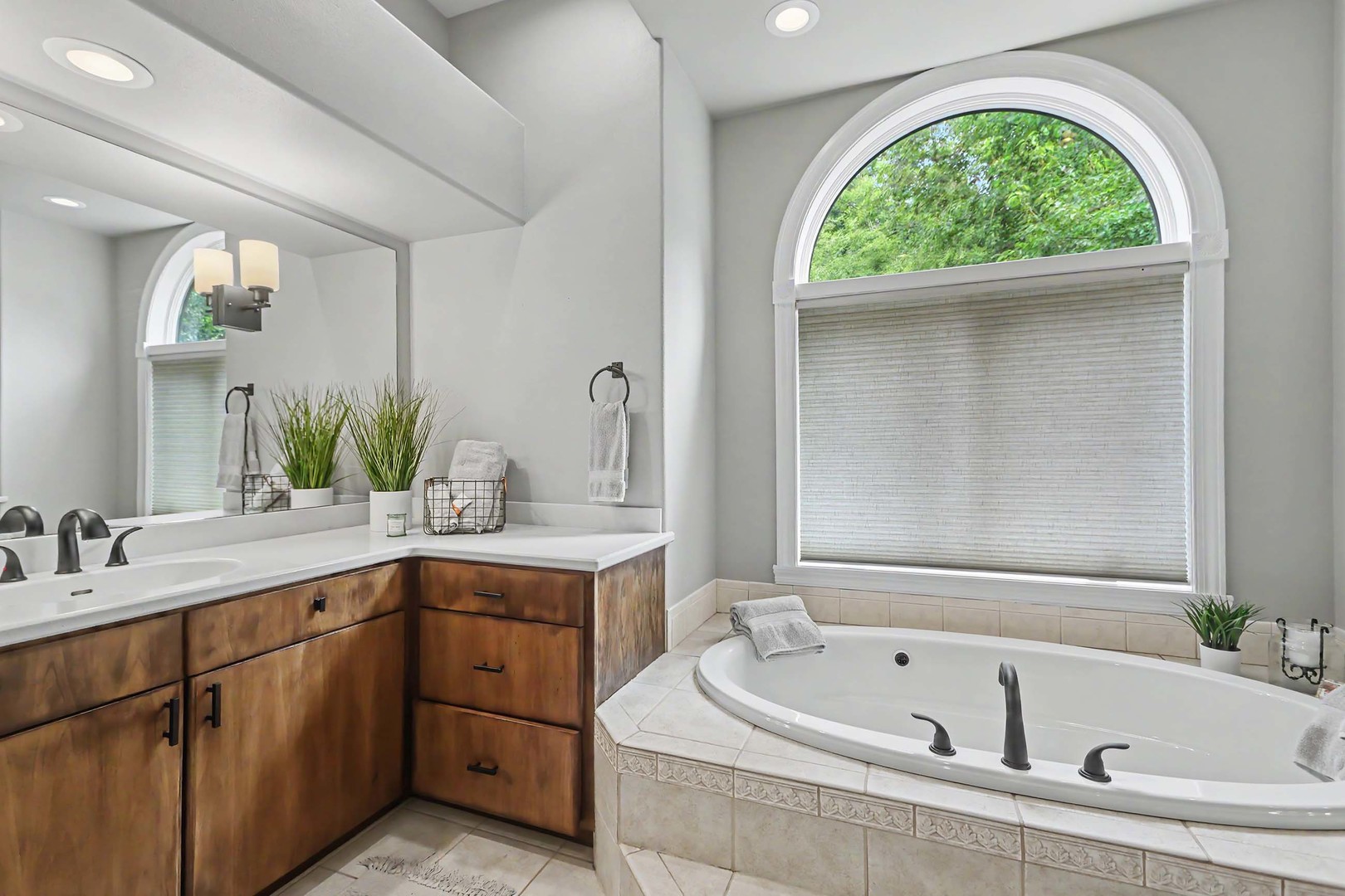 2900 Bridle Court Property Photo 27