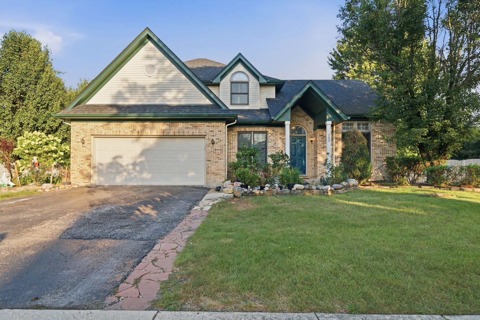 260 Tecumseh Drive Property Photo 1