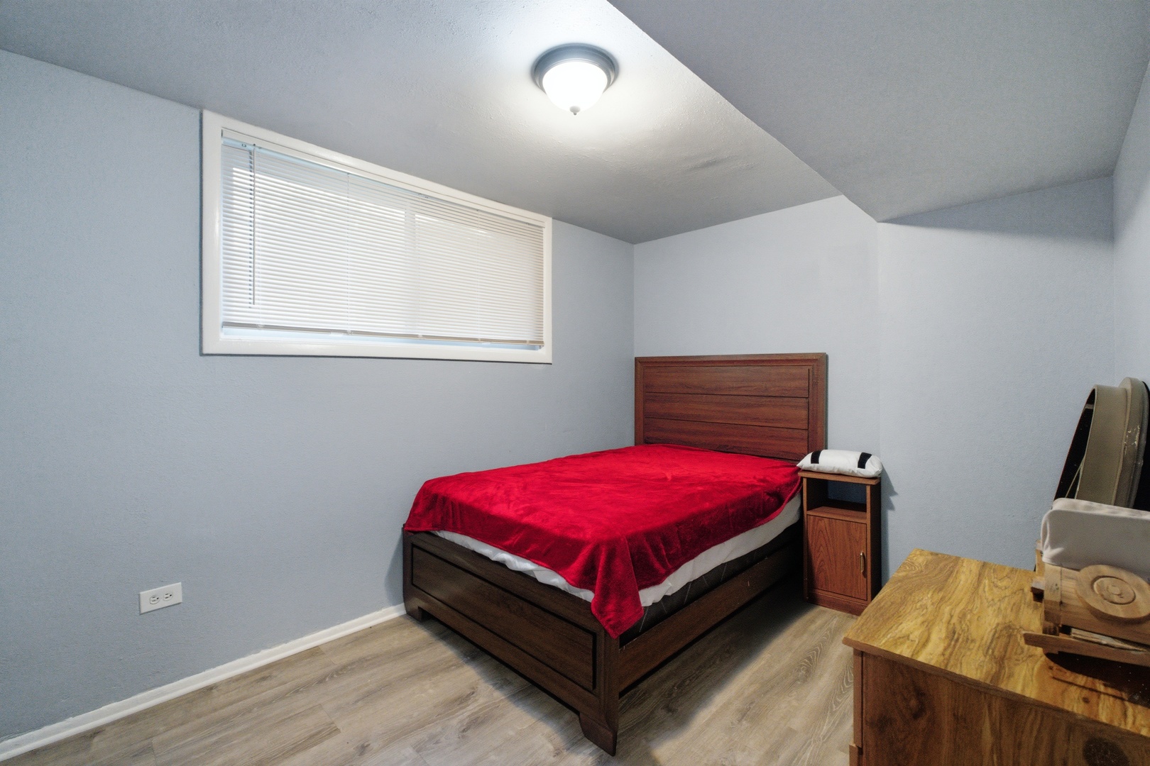 6909 S Ada Street Property Photo 14