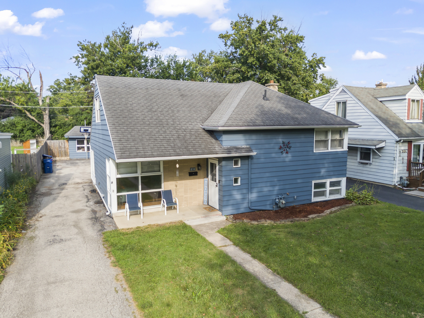 834 S Michigan Avenue Property Photo 1