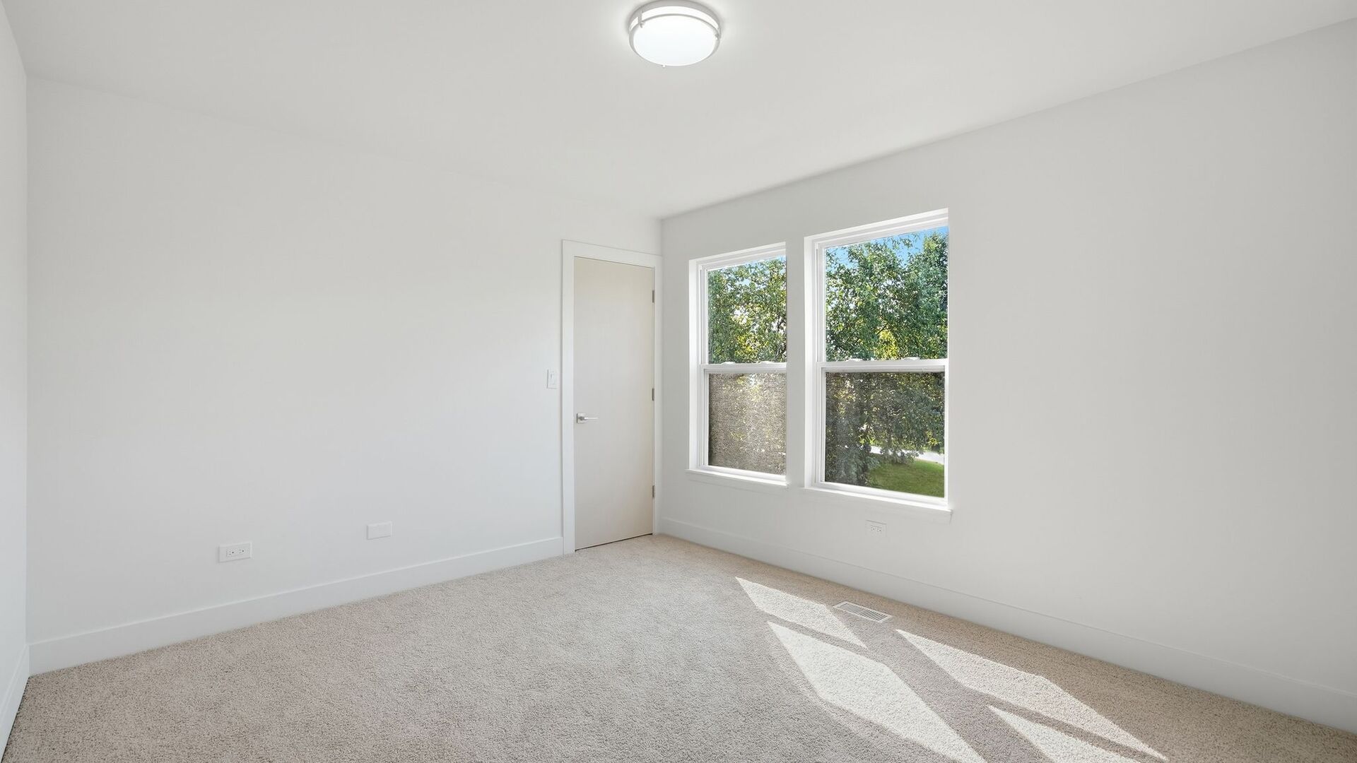 624 Holbrook Avenue Property Photo 20