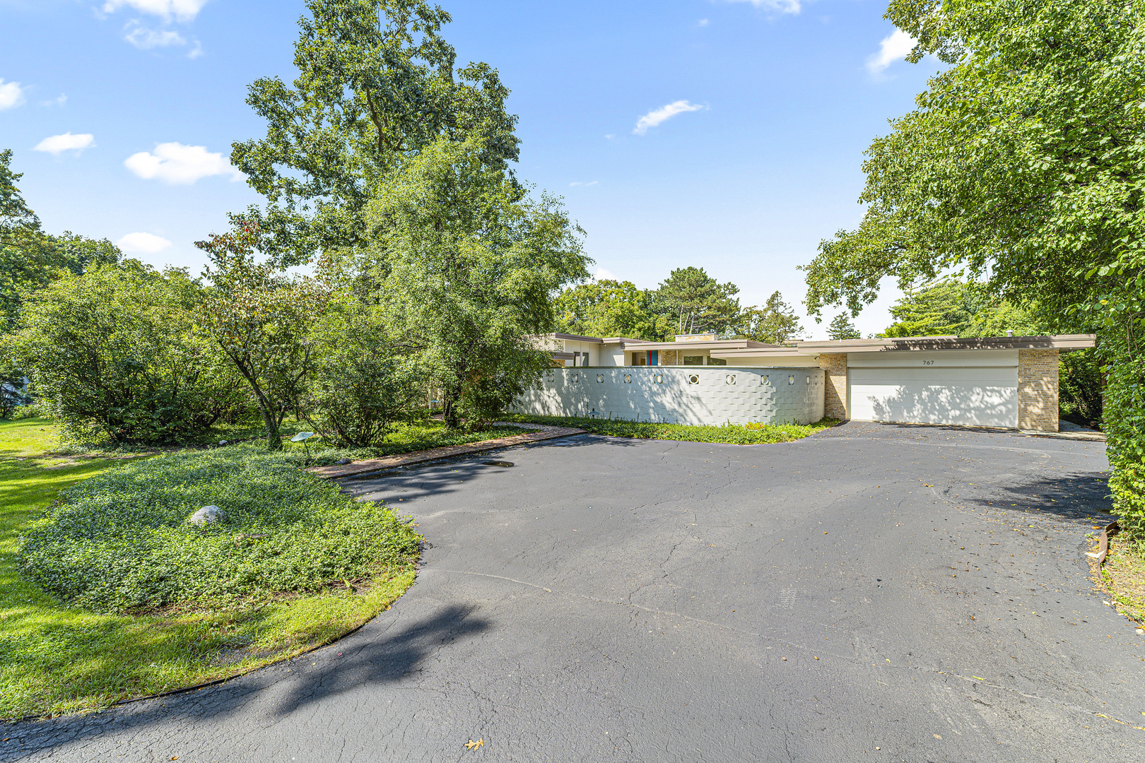 767 Whiteoaks Lane Property Photo 34