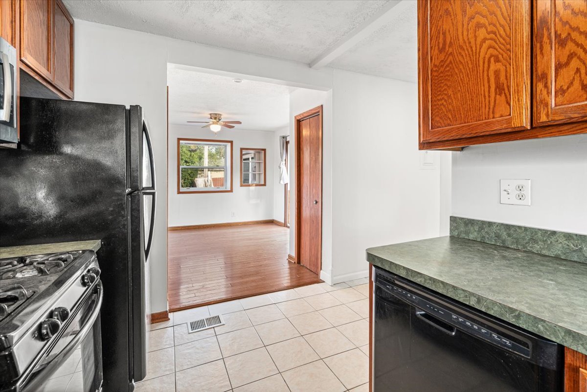 1714 Burry Circle Drive Property Photo 13