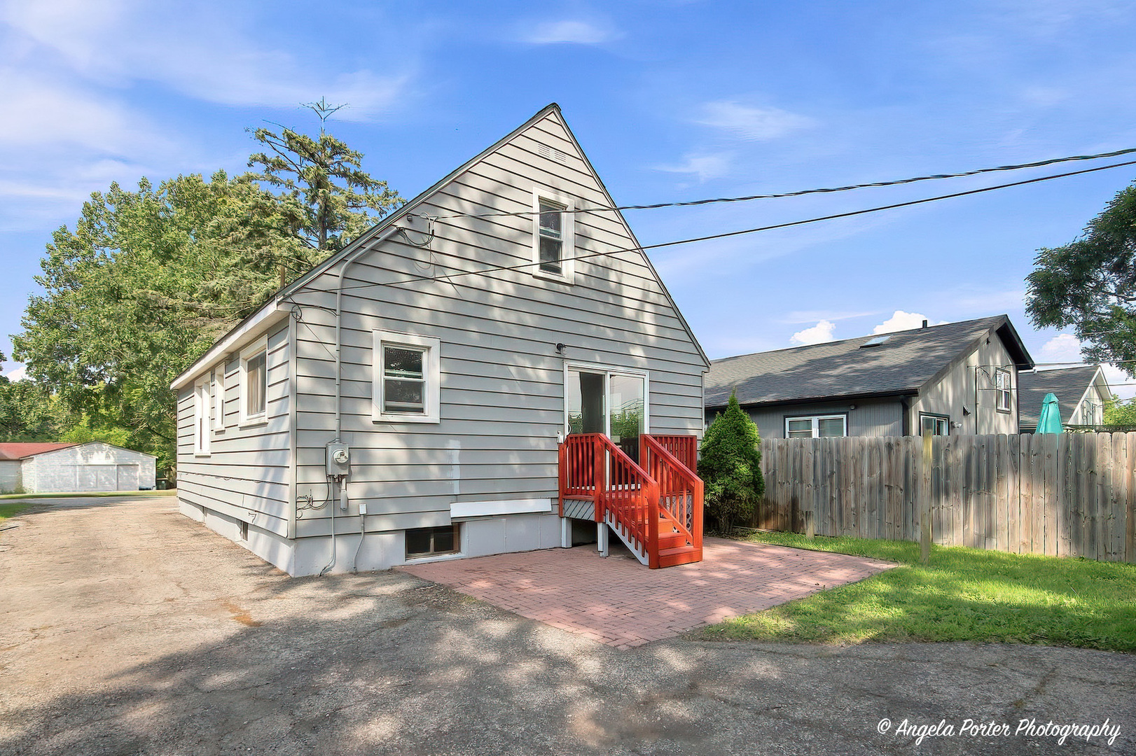 1621 Round Lake Drive Property Photo 23