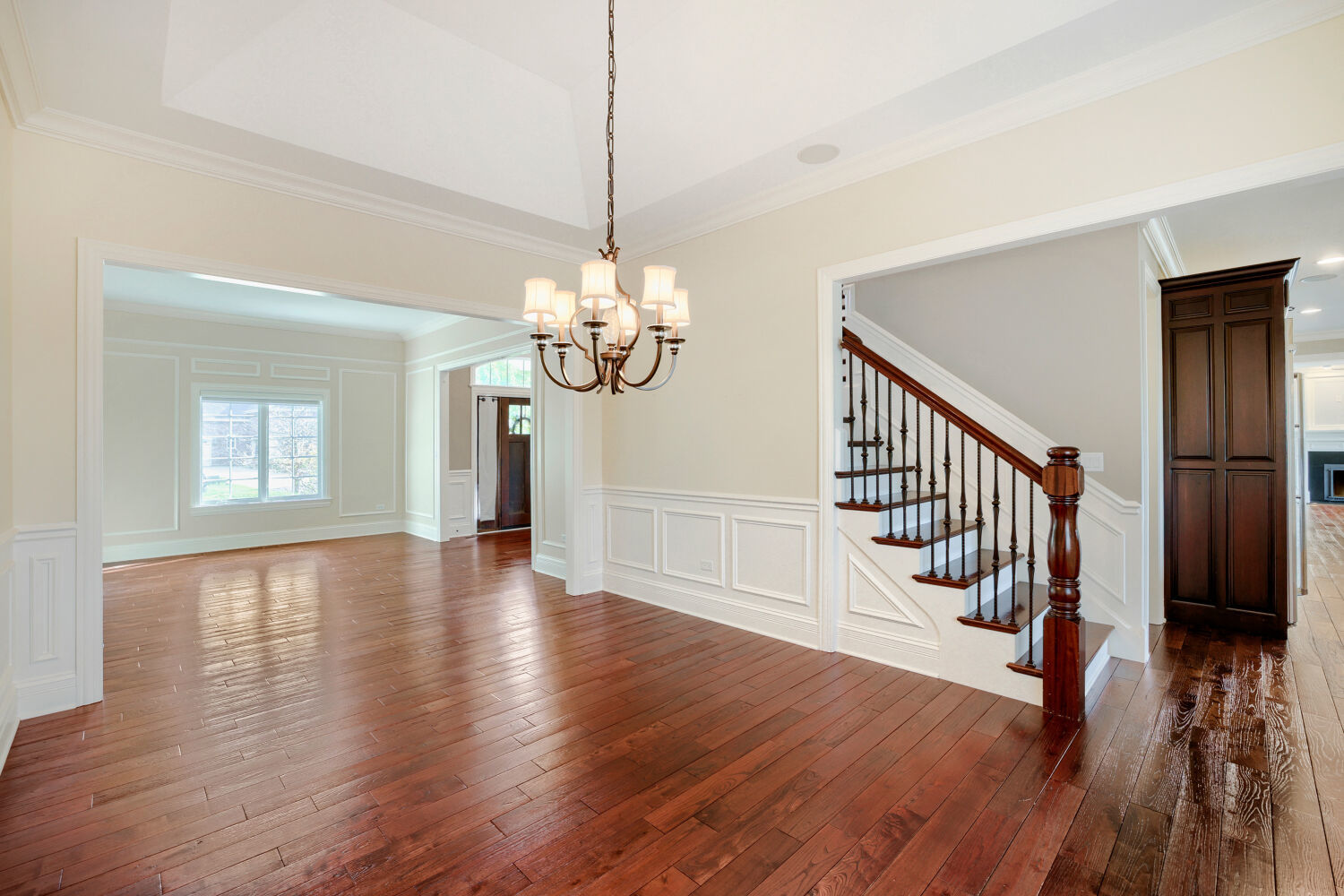 10594 Charmaine Drive Property Photo 6