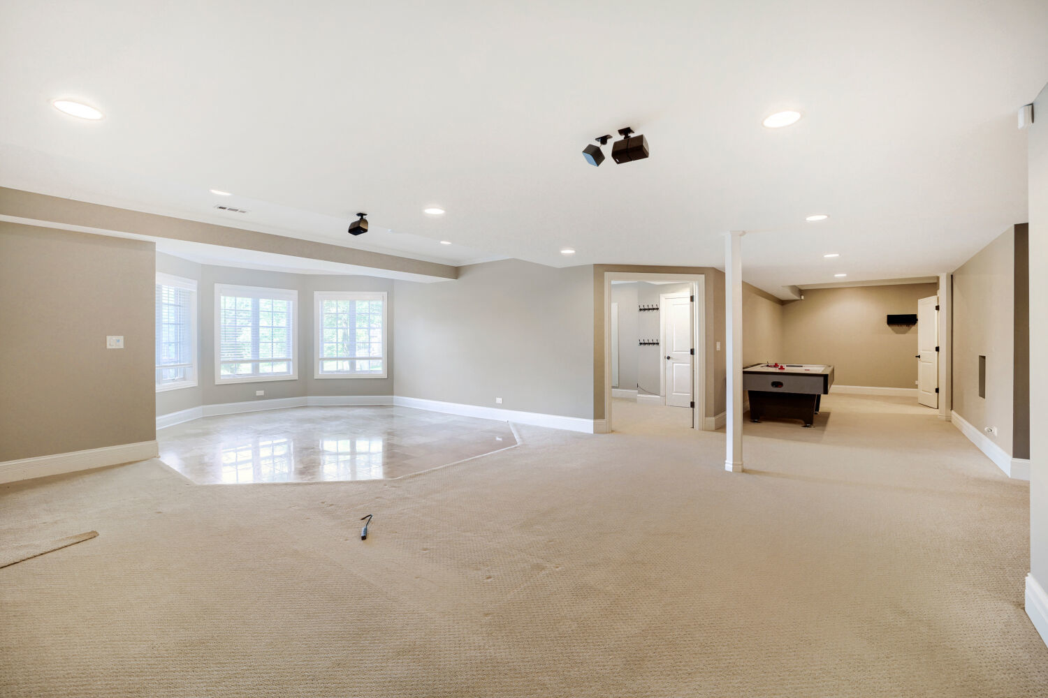 10594 Charmaine Drive Property Photo 17