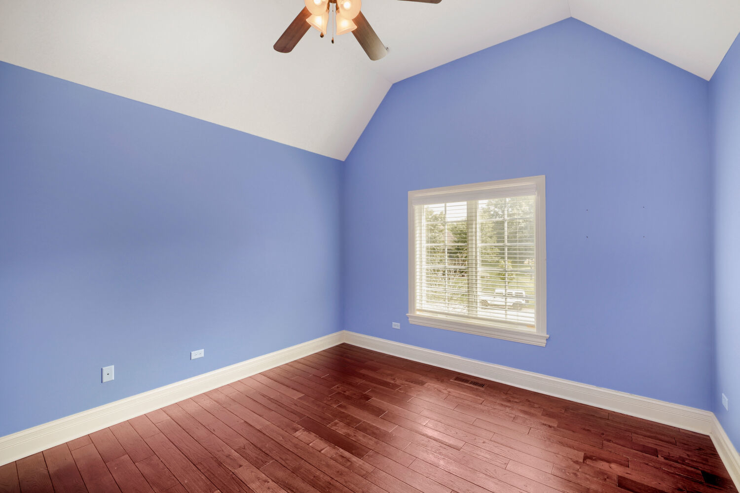 10594 Charmaine Drive Property Photo 26