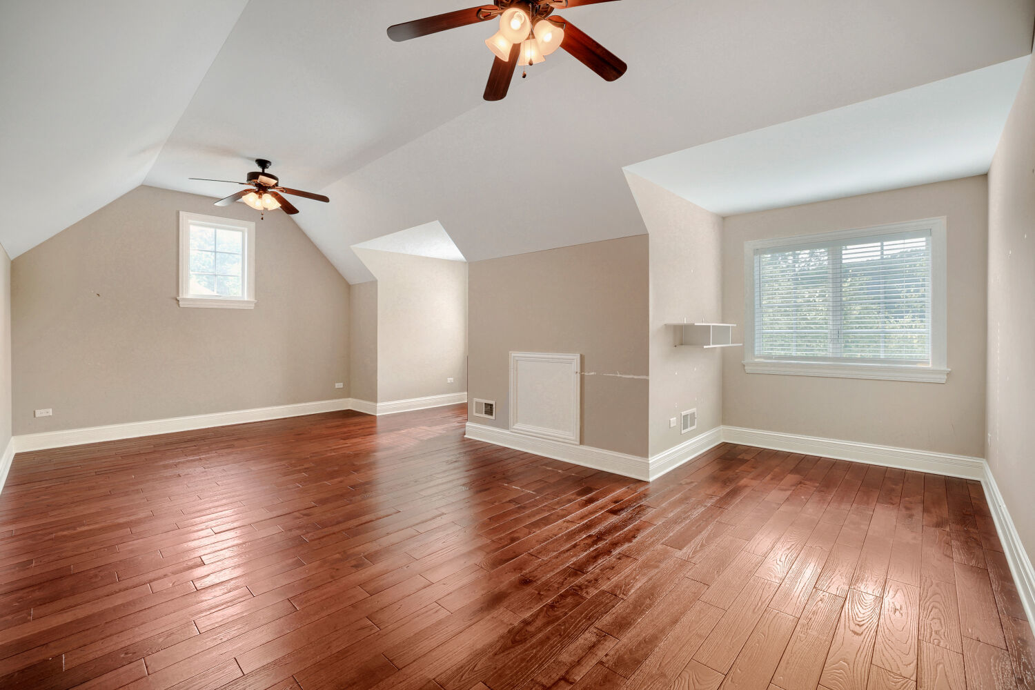 10594 Charmaine Drive Property Photo 30