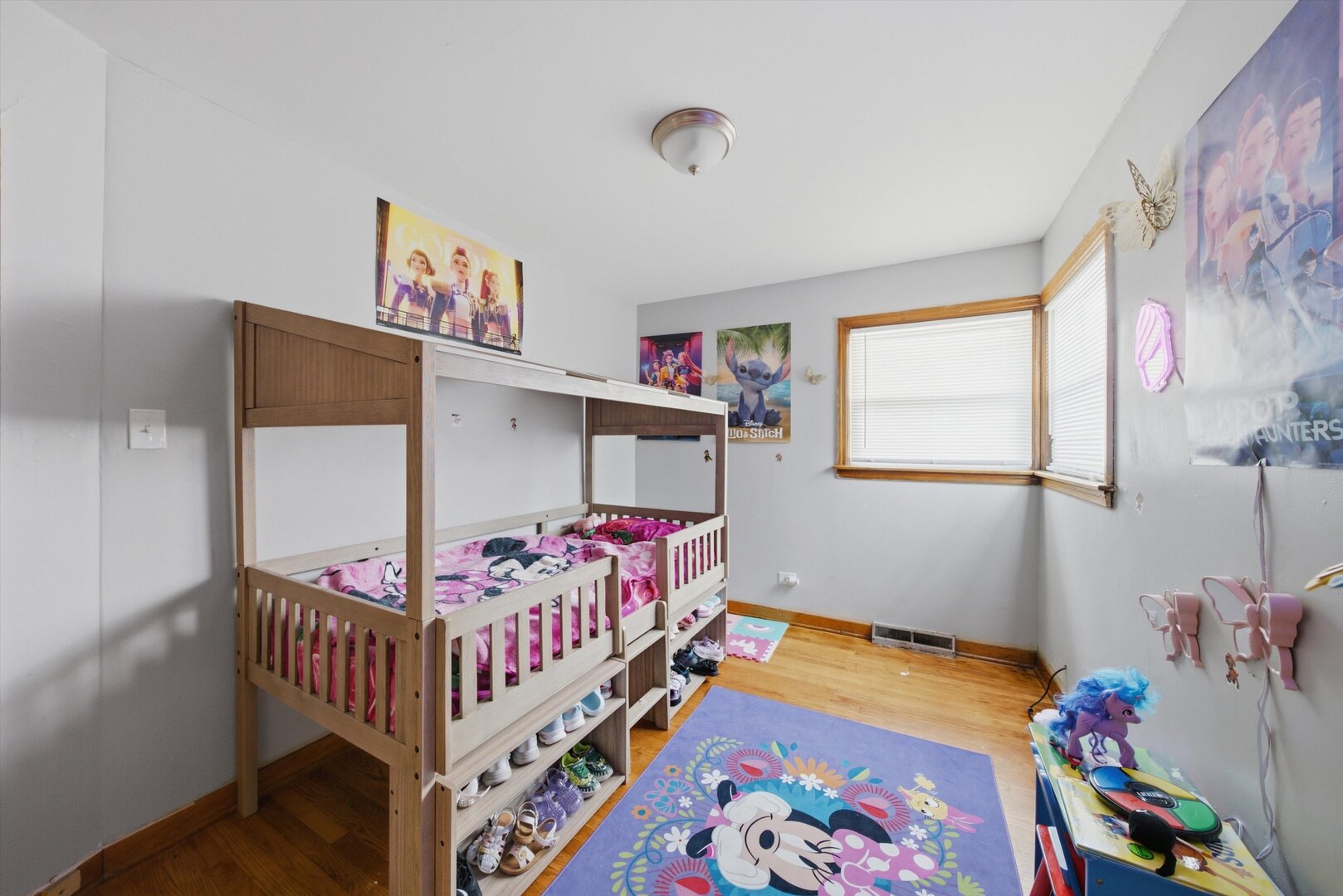 731 E 88th Place Property Photo 13