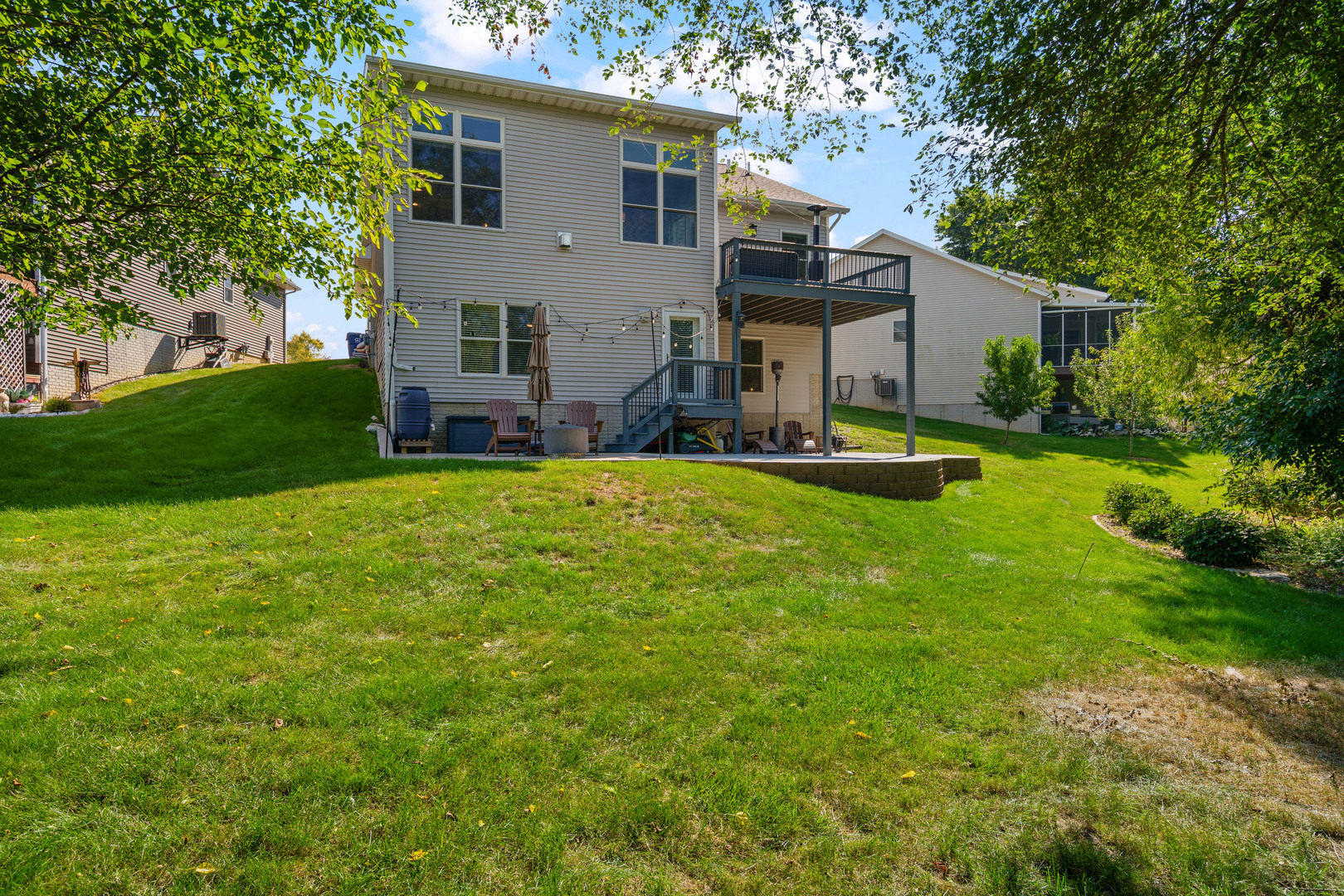1600 Irish Woods Circle Property Photo 4