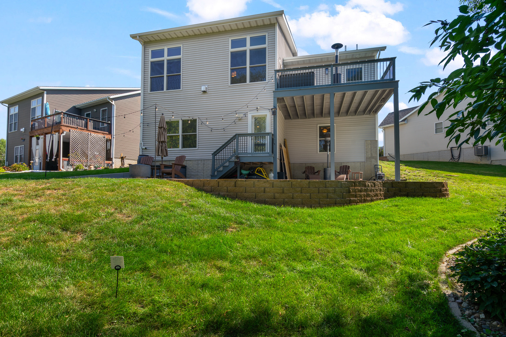 1600 Irish Woods Circle Property Photo 9