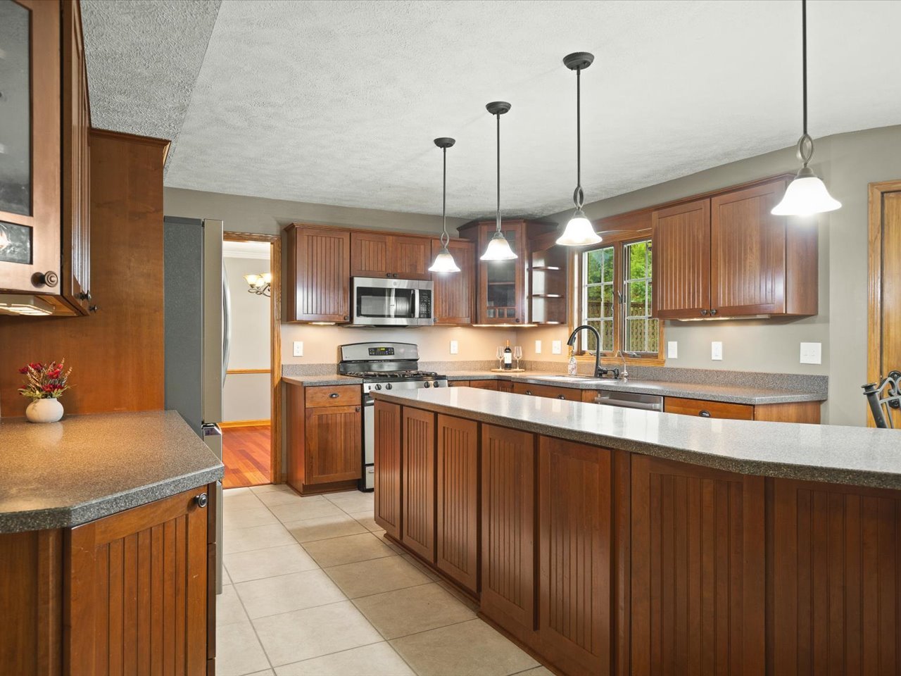 10230 Heatherridge Lane Property Photo 7