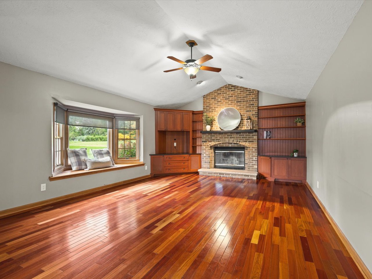 10230 Heatherridge Lane Property Photo 10