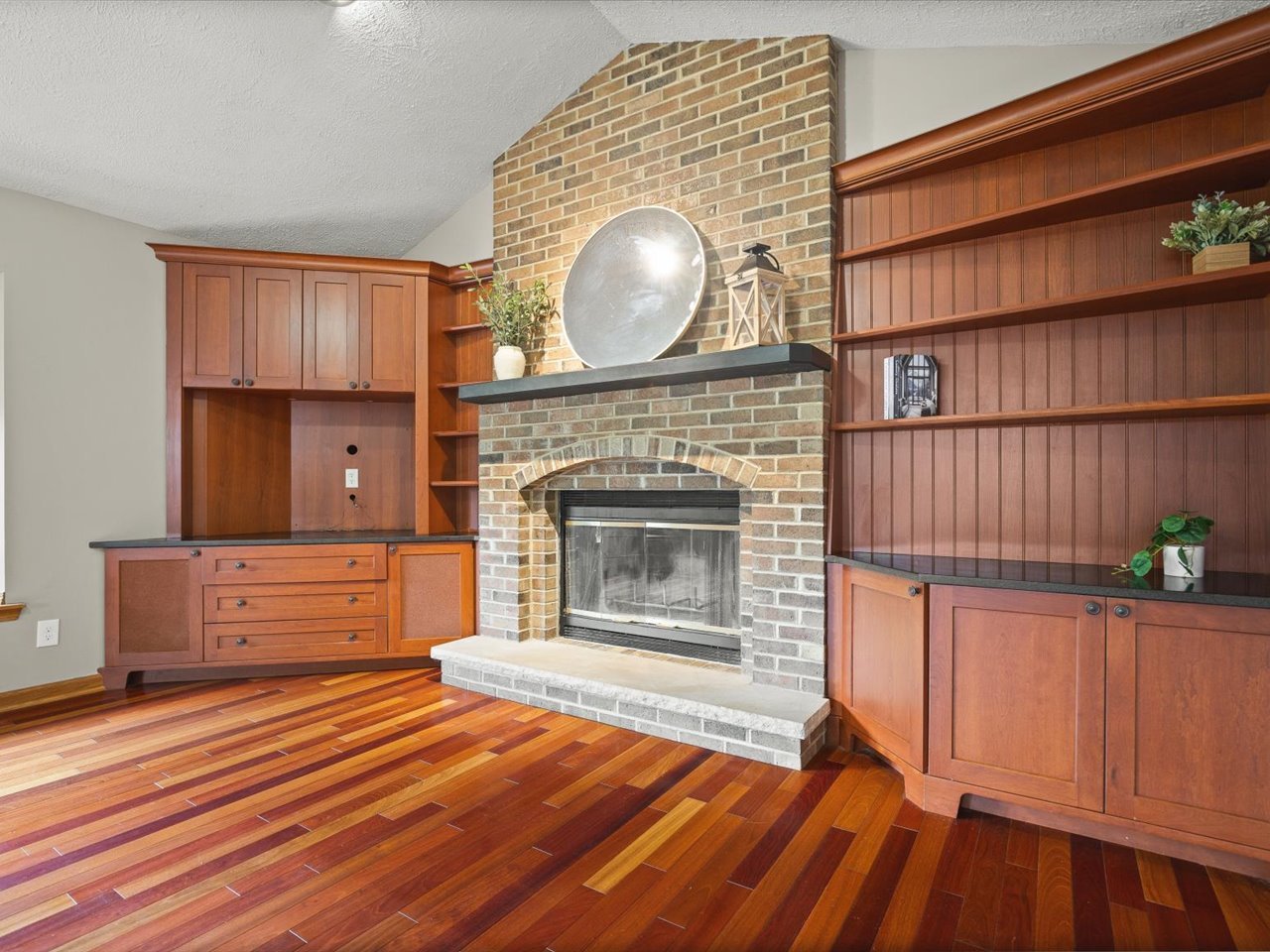10230 Heatherridge Lane Property Photo 11
