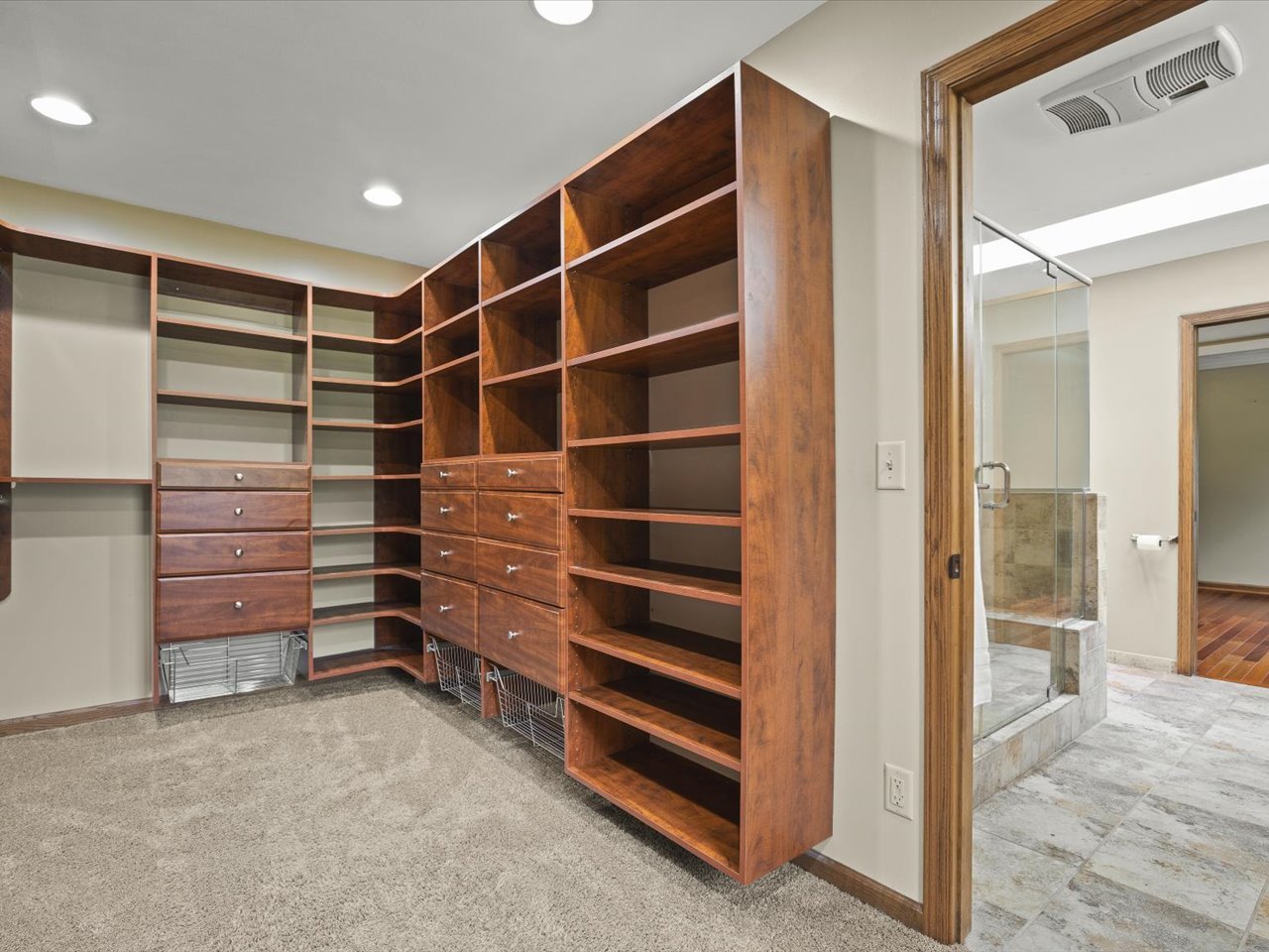 10230 Heatherridge Lane Property Photo 21