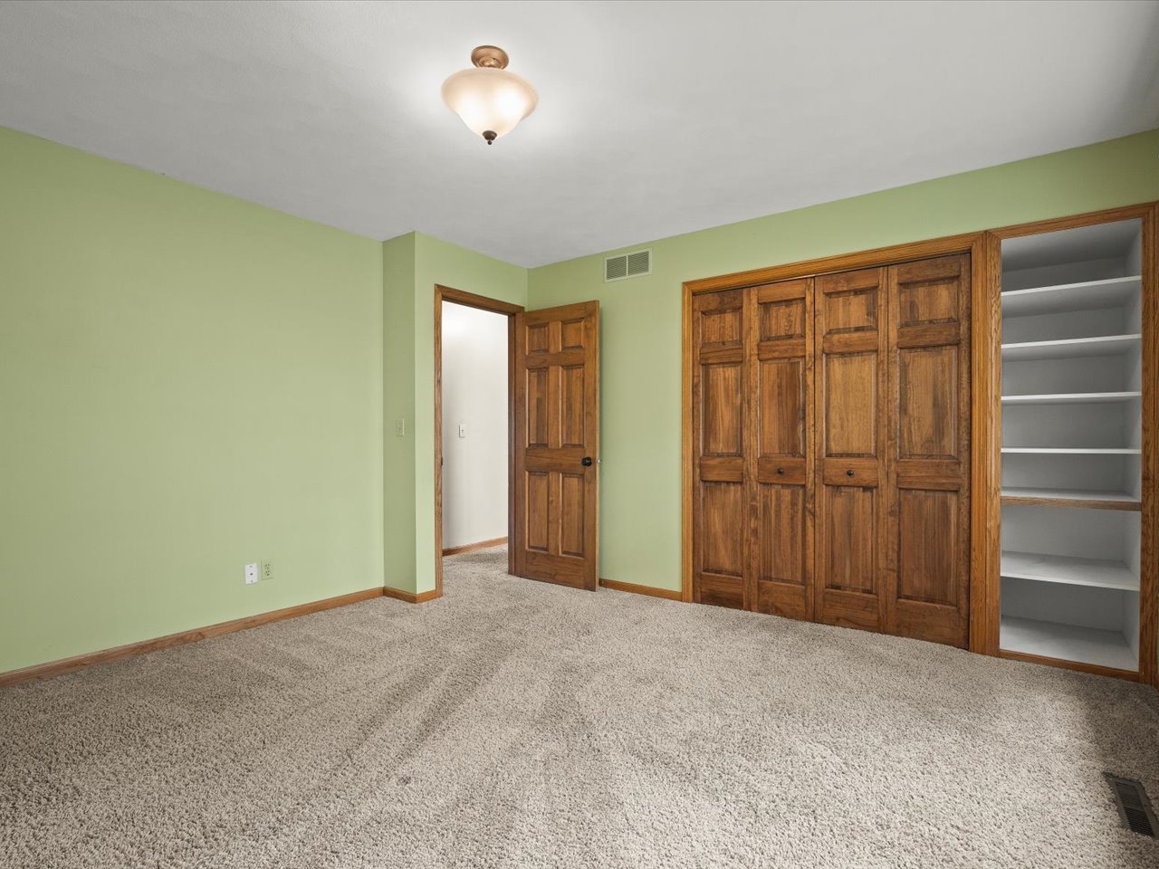 10230 Heatherridge Lane Property Photo 23
