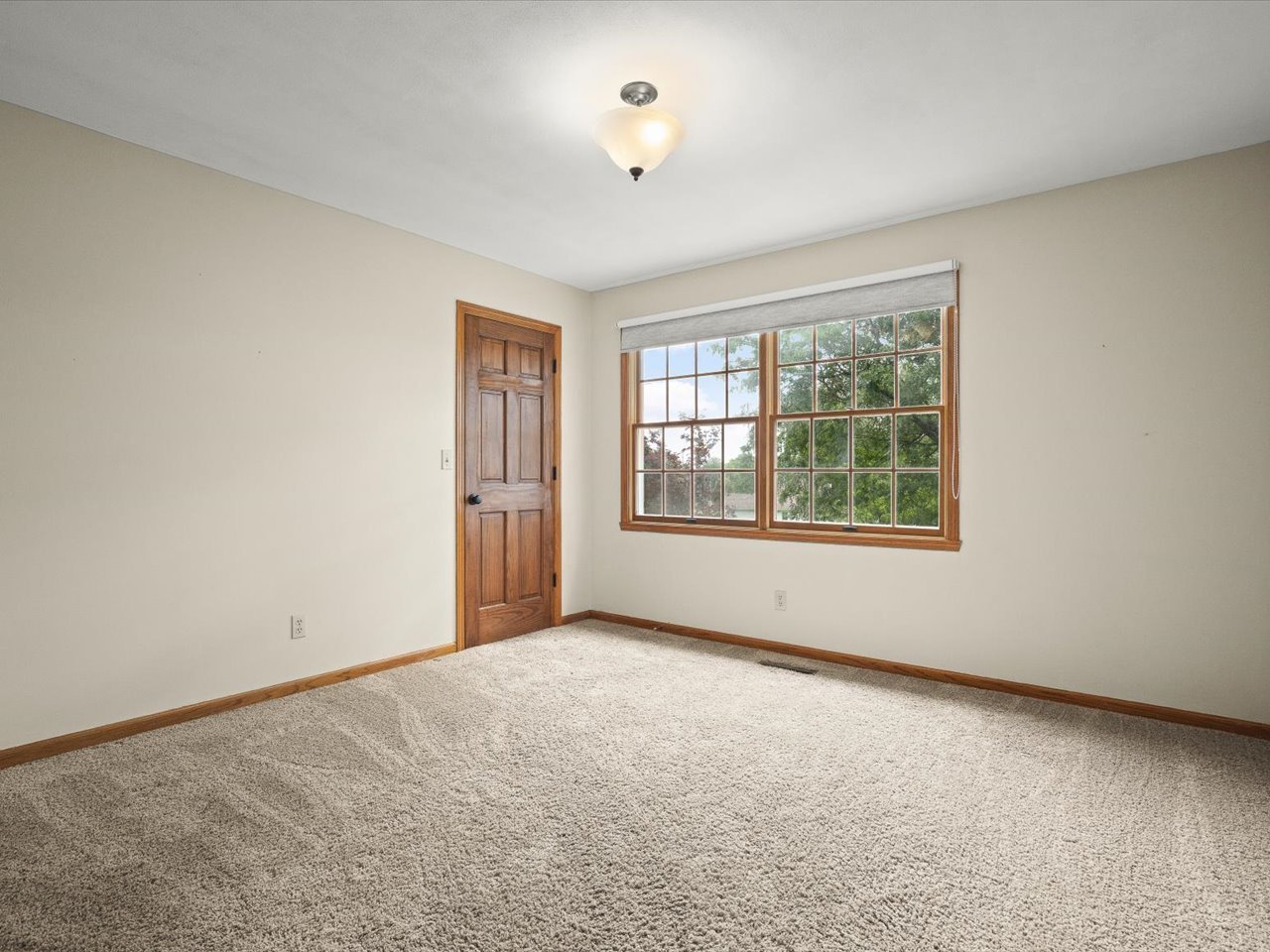 10230 Heatherridge Lane Property Photo 24