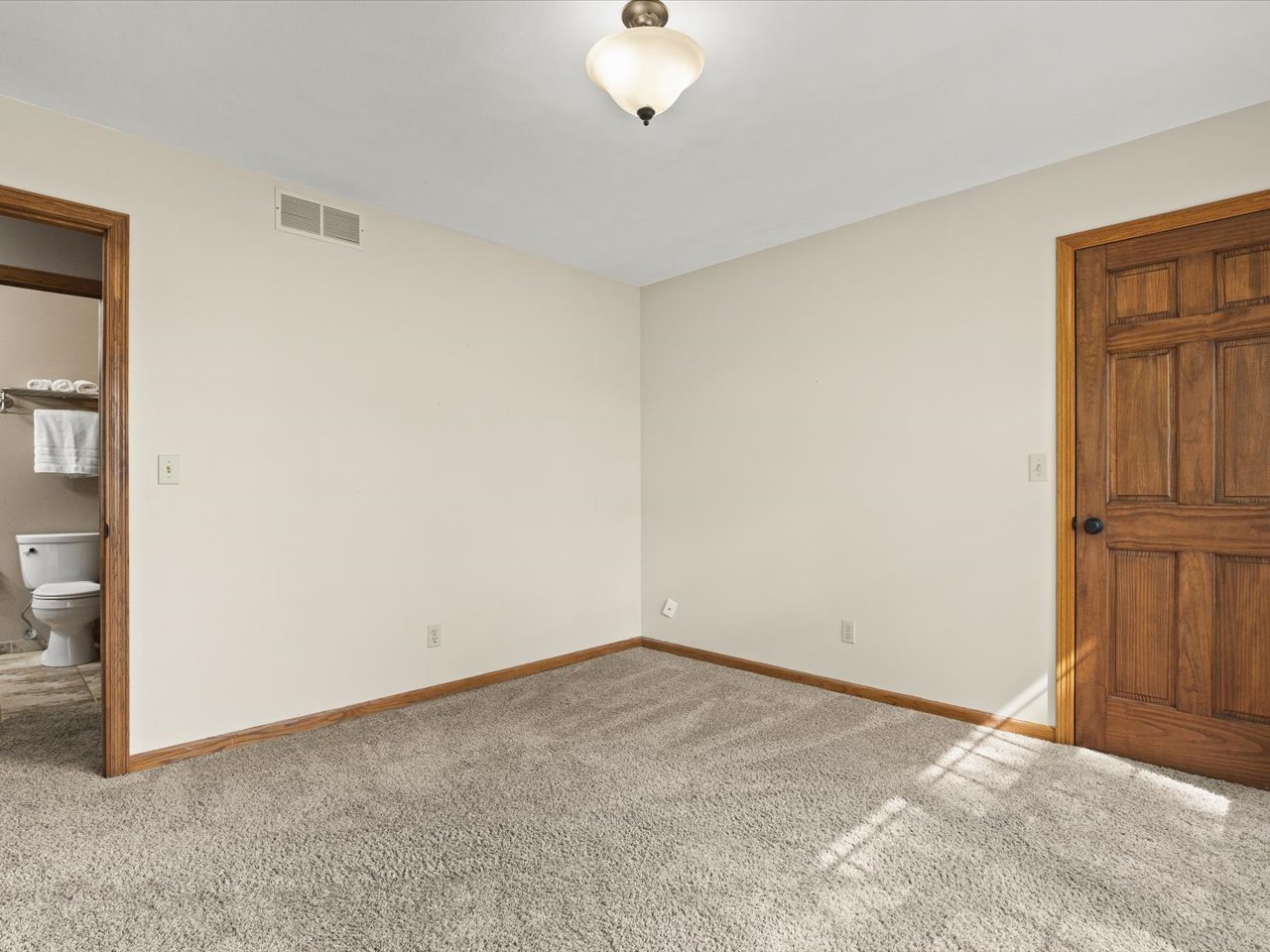 10230 Heatherridge Lane Property Photo 25
