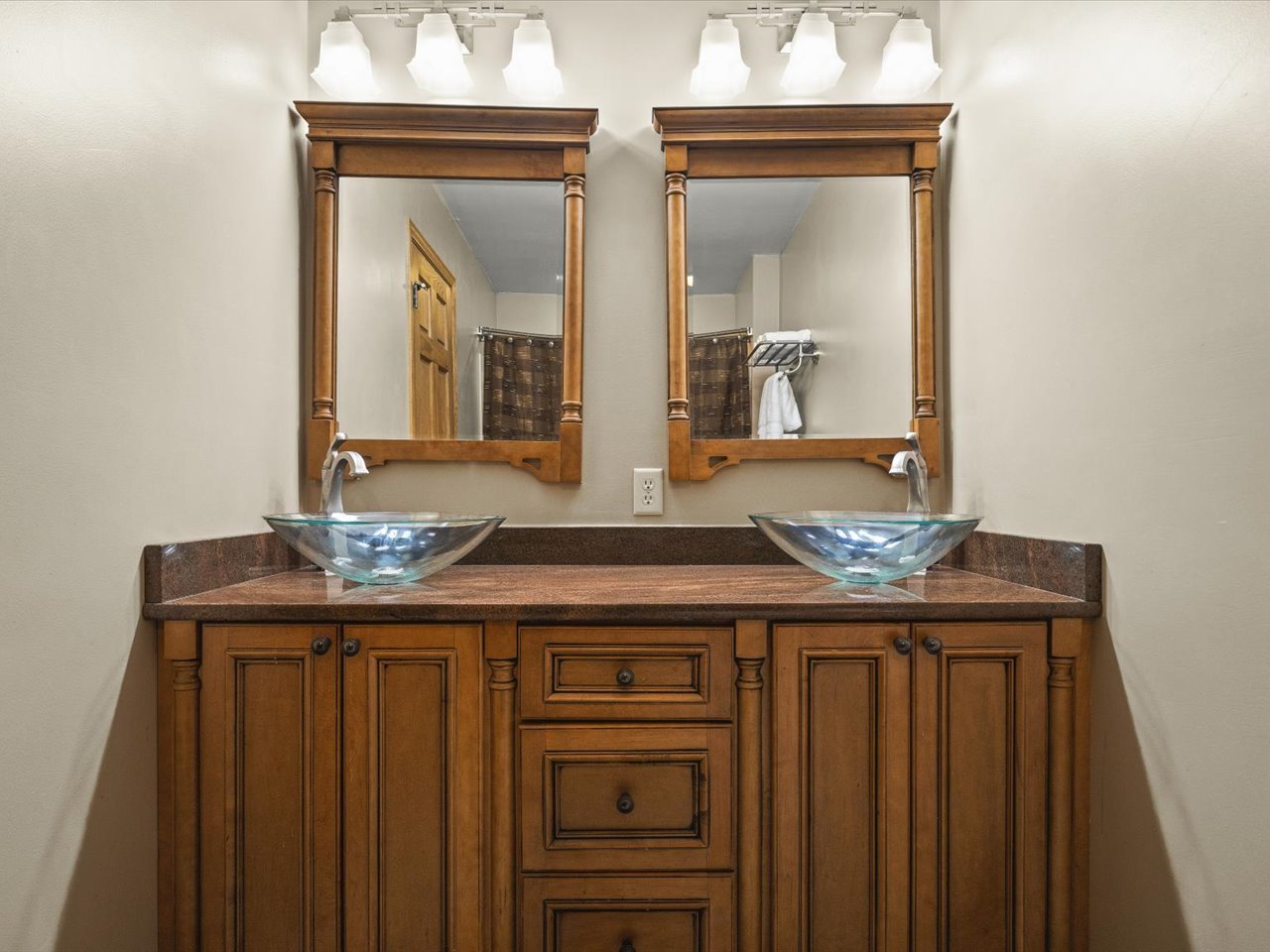 10230 Heatherridge Lane Property Photo 26