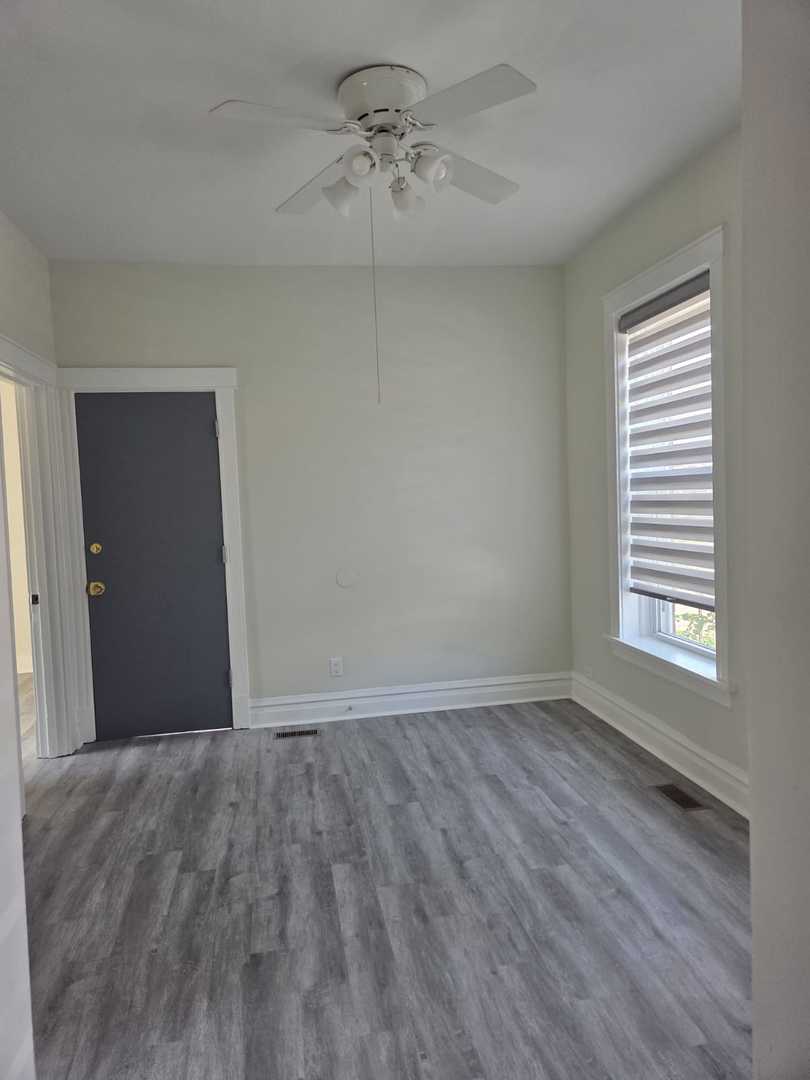 6207 S Bishop Street 1 Property Photo 4