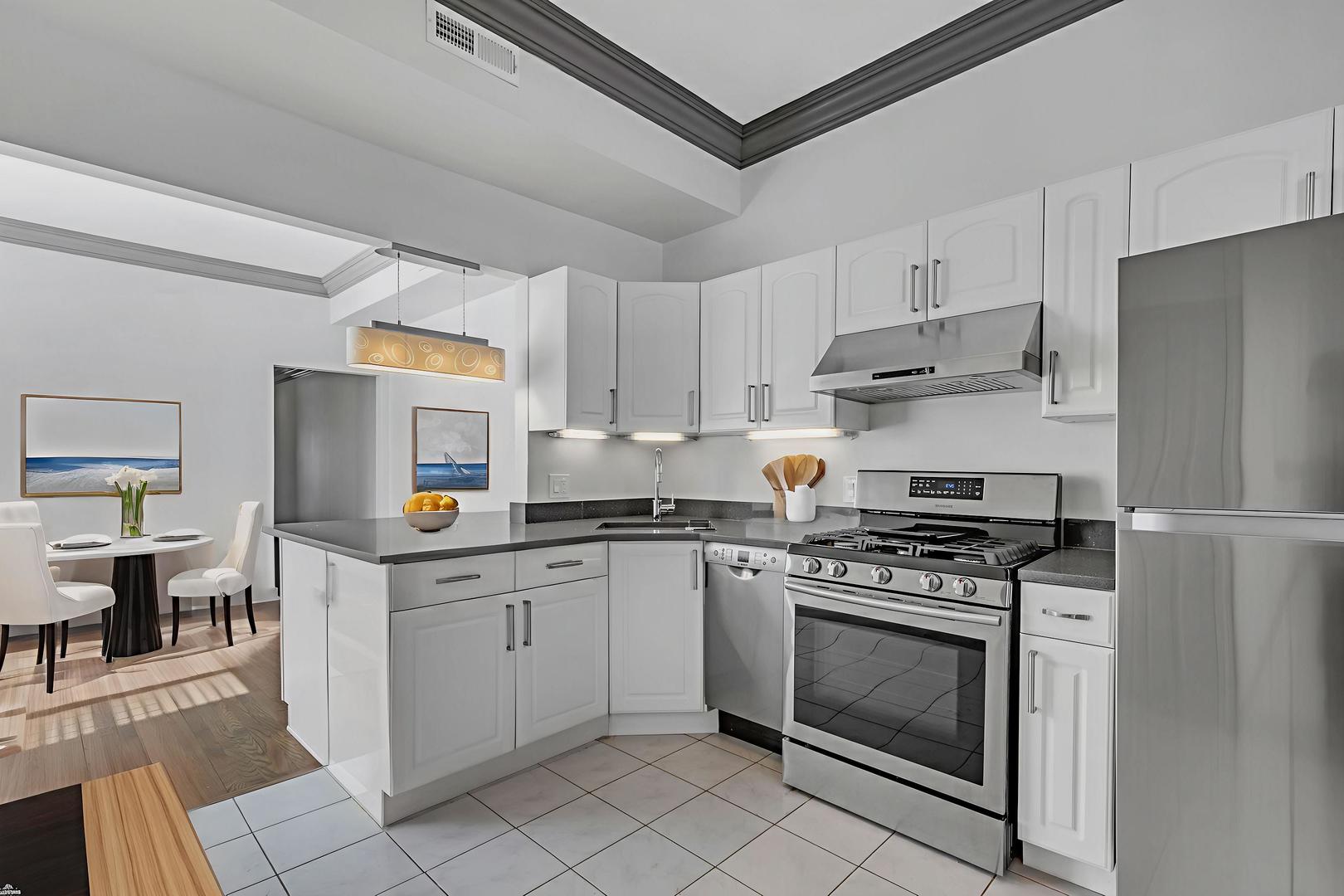 4745 S St. Lawrence Avenue Property Photo 10
