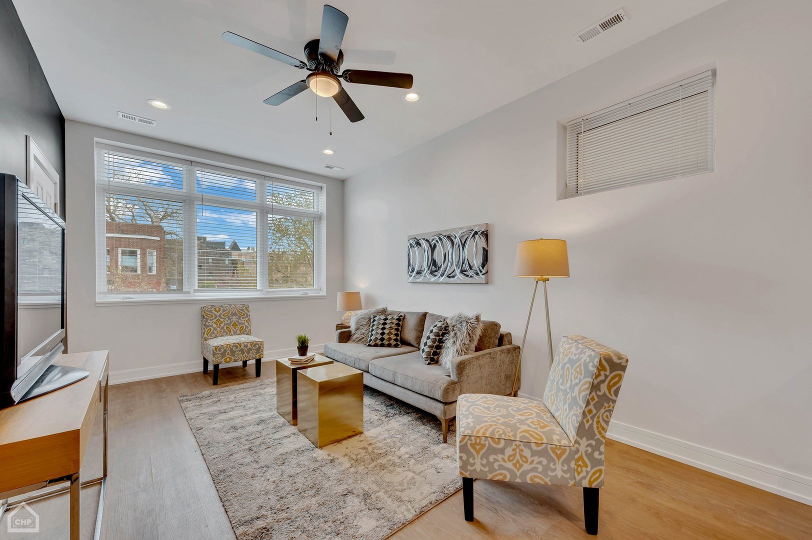 3920-34 S Calumet Avenue Property Photo 10